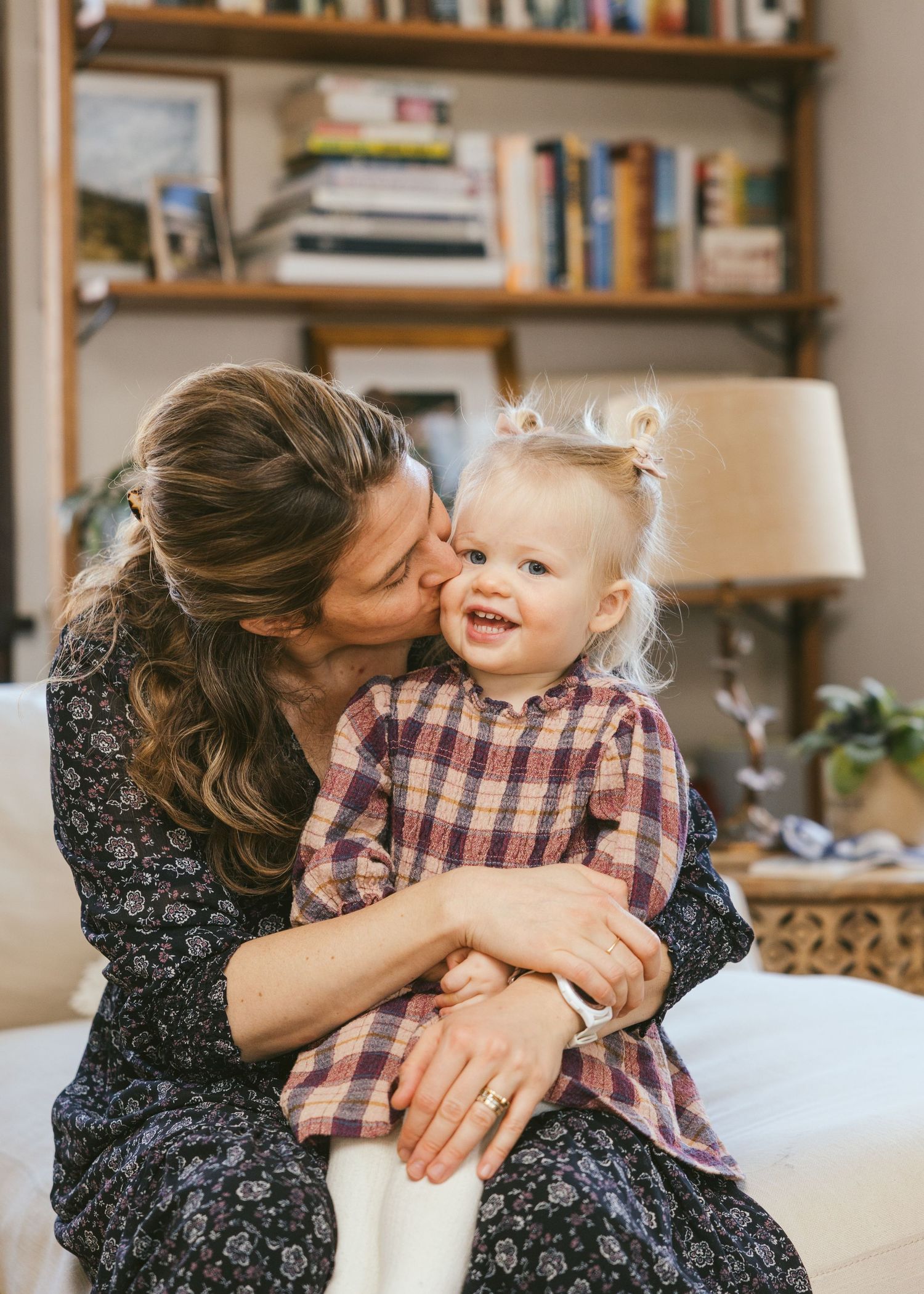in home family photography winter richmond va cozy lifestyle at home newborn candid RVA Virginia portrait kids children Emily Butz M.photo