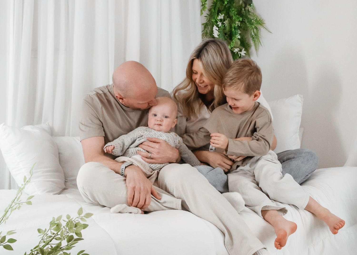 Weston Super Mare, North Somerset, Family photography. family photographer. Studio photographer. photographer in Weston super mare.