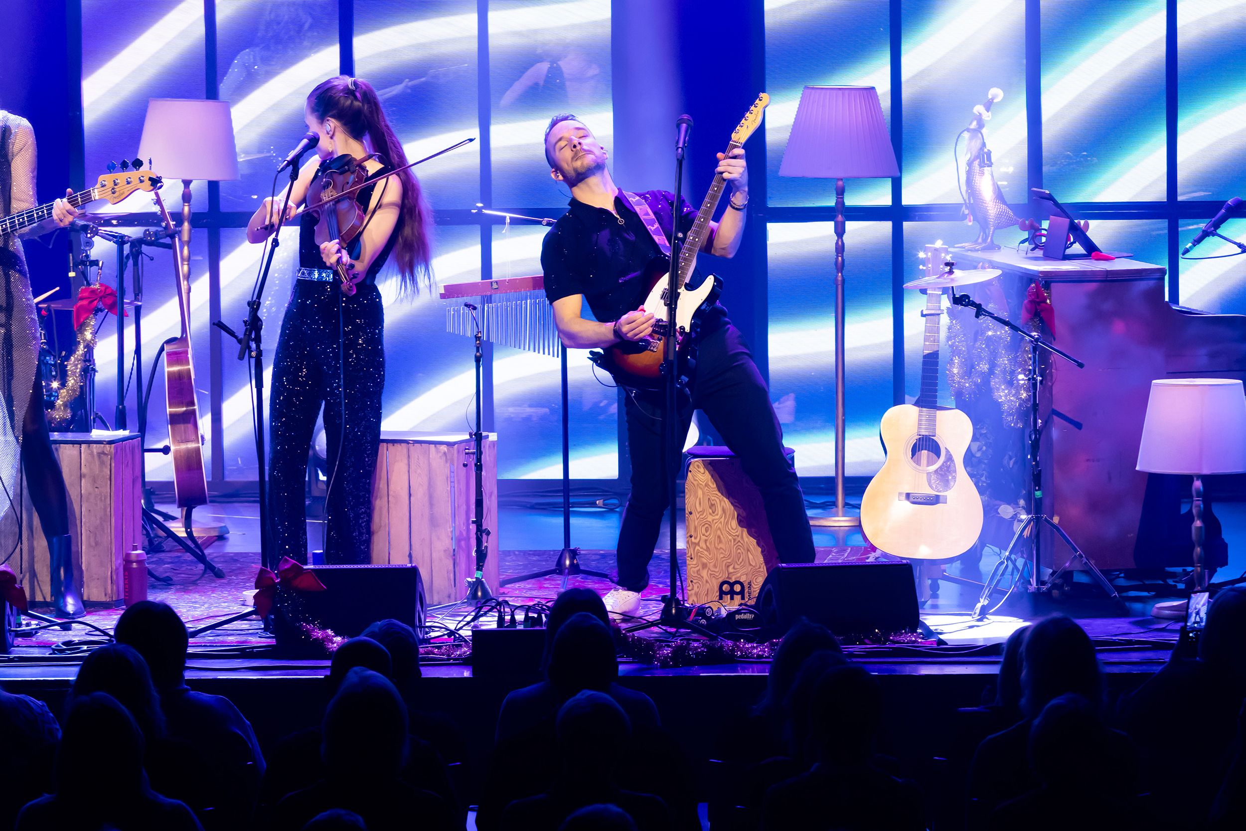 Unplugged Christmas i Linköping konsert och kongress. Med Peter Johansson, Bruno Mitsogiannis, Matilda Grün och Petra Wahlgren.