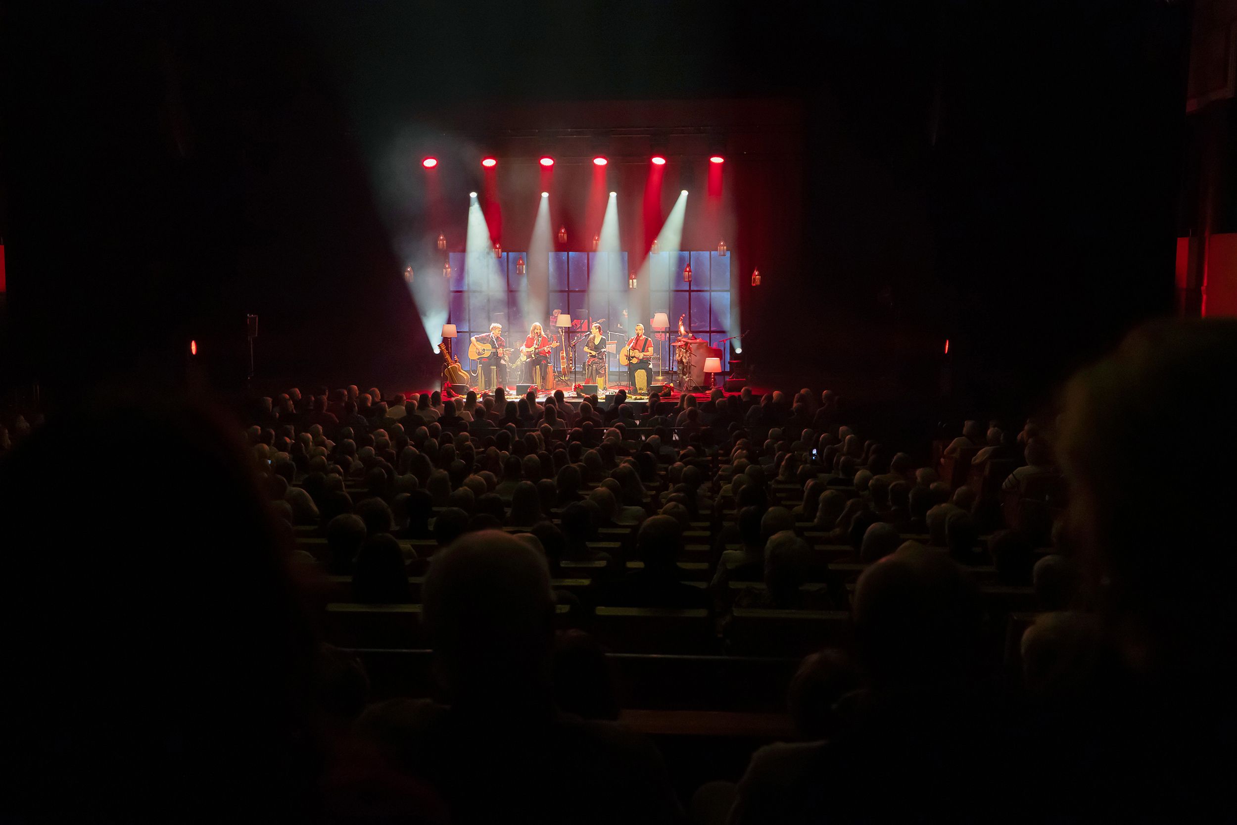 Unplugged Christmas i Linköping konsert och kongress. Med Peter Johansson, Bruno Mitsogiannis, Matilda Grün och Petra Wahlgren.