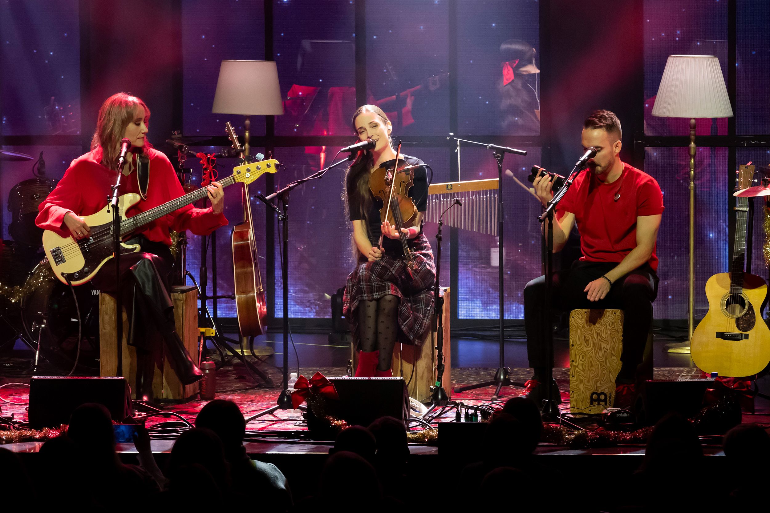 Unplugged Christmas i Linköping konsert och kongress. Med Peter Johansson, Bruno Mitsogiannis, Matilda Grün och Petra Wahlgren.