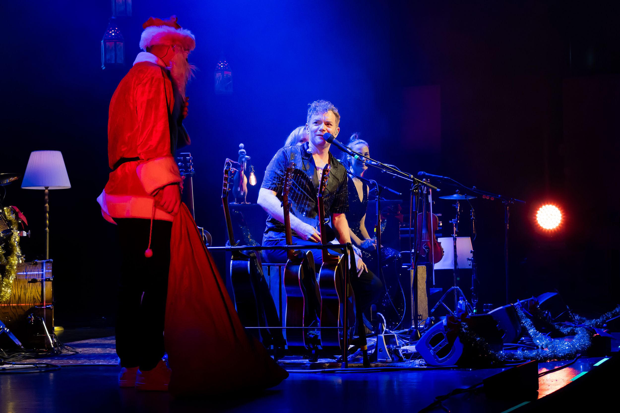 Unplugged Christmas i Linköping konsert och kongress. Med Peter Johansson, Bruno Mitsogiannis, Matilda Grün och Petra Wahlgren.