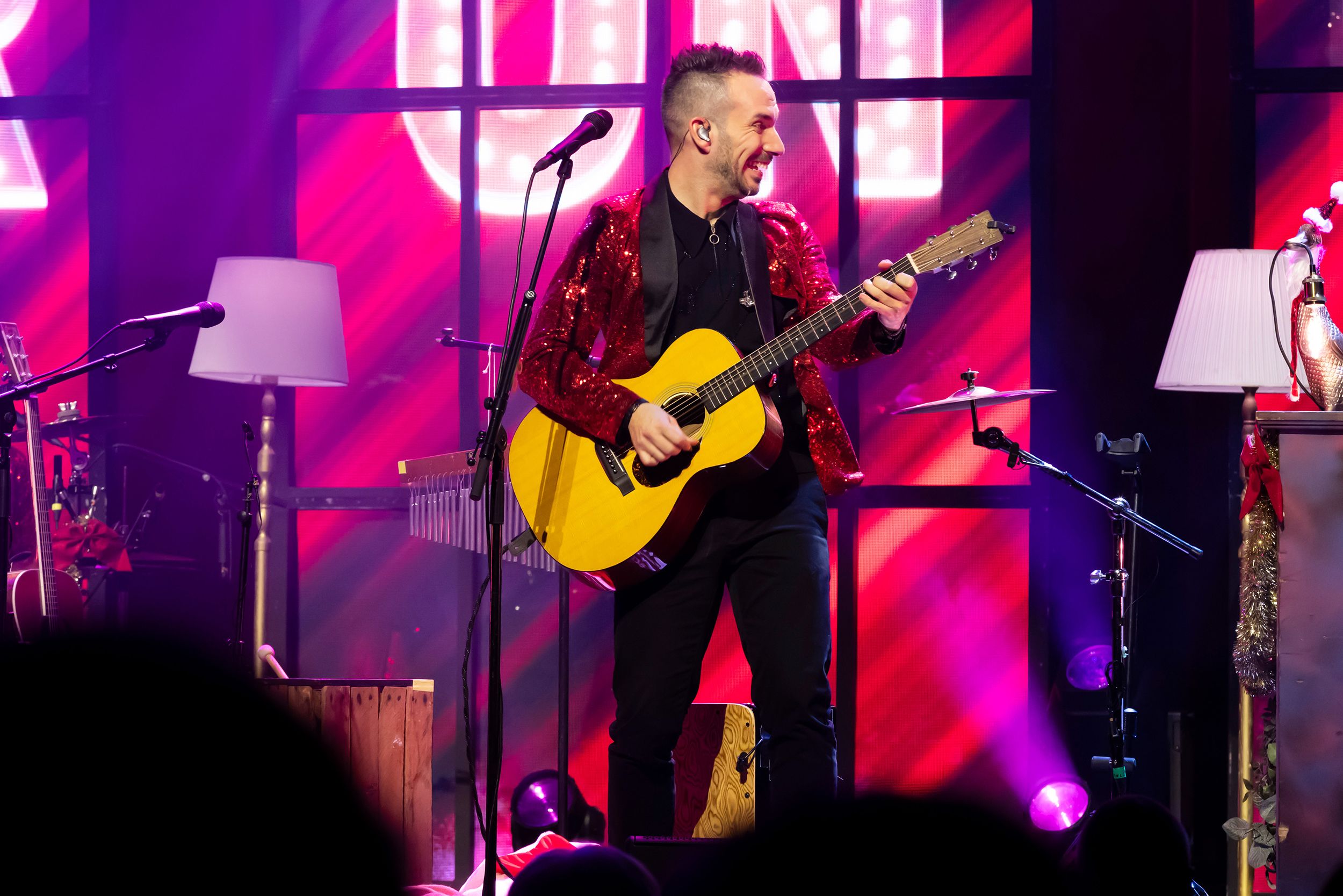 Unplugged Christmas i Linköping konsert och kongress. Med Peter Johansson, Bruno Mitsogiannis, Matilda Grün och Petra Wahlgren.