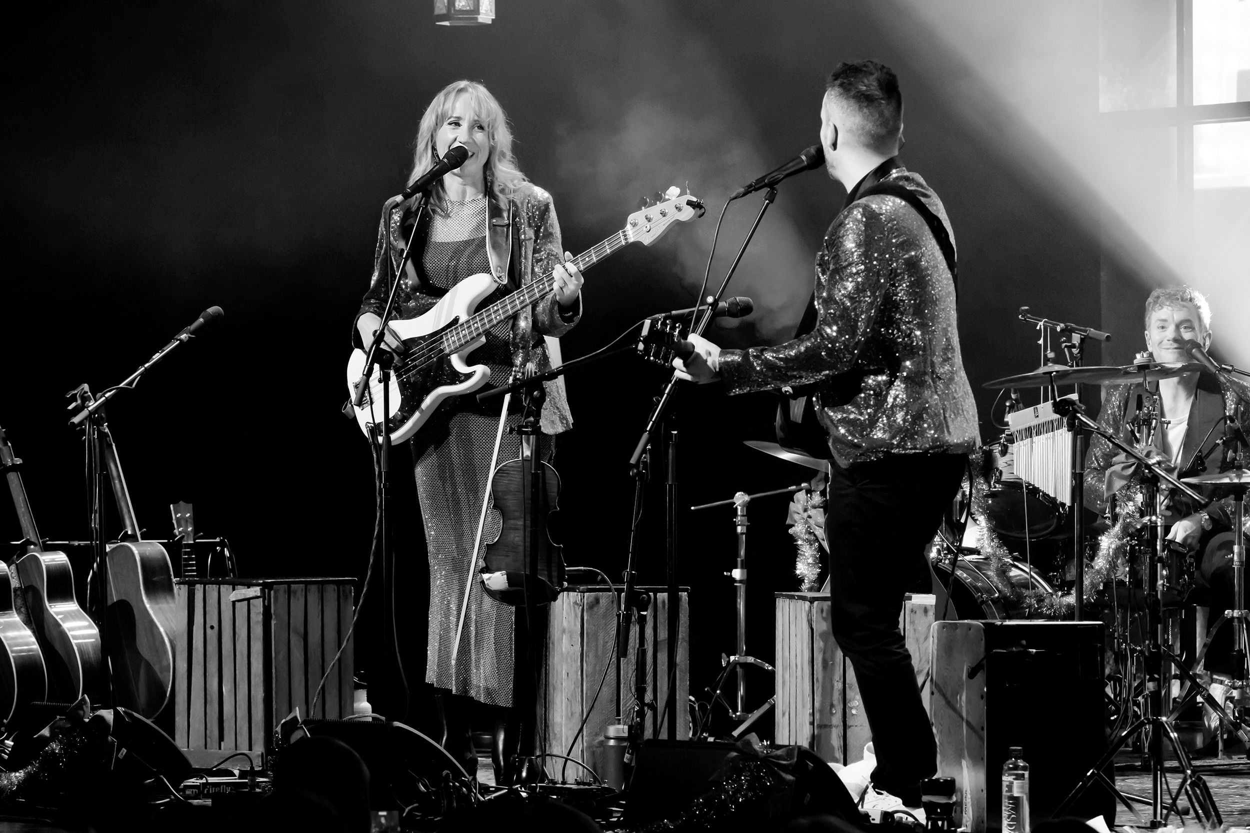 Unplugged Christmas i Linköping konsert och kongress. Med Peter Johansson, Bruno Mitsogiannis, Matilda Grün och Petra Wahlgren.