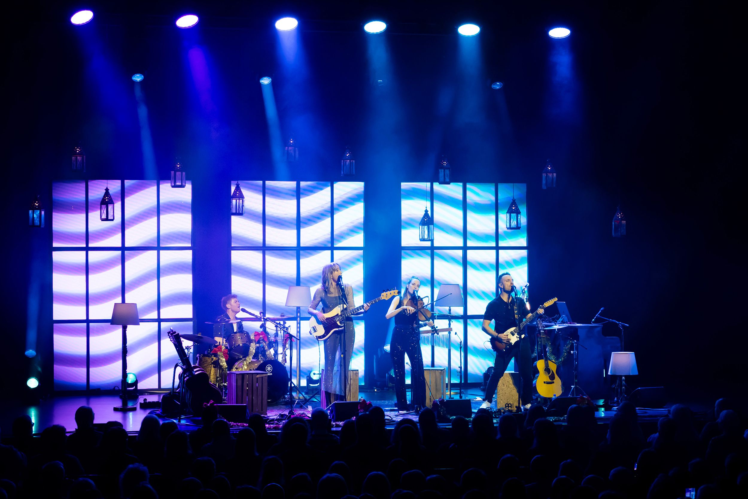 Unplugged Christmas i Linköping konsert och kongress. Med Peter Johansson, Bruno Mitsogiannis, Matilda Grün och Petra Wahlgren.