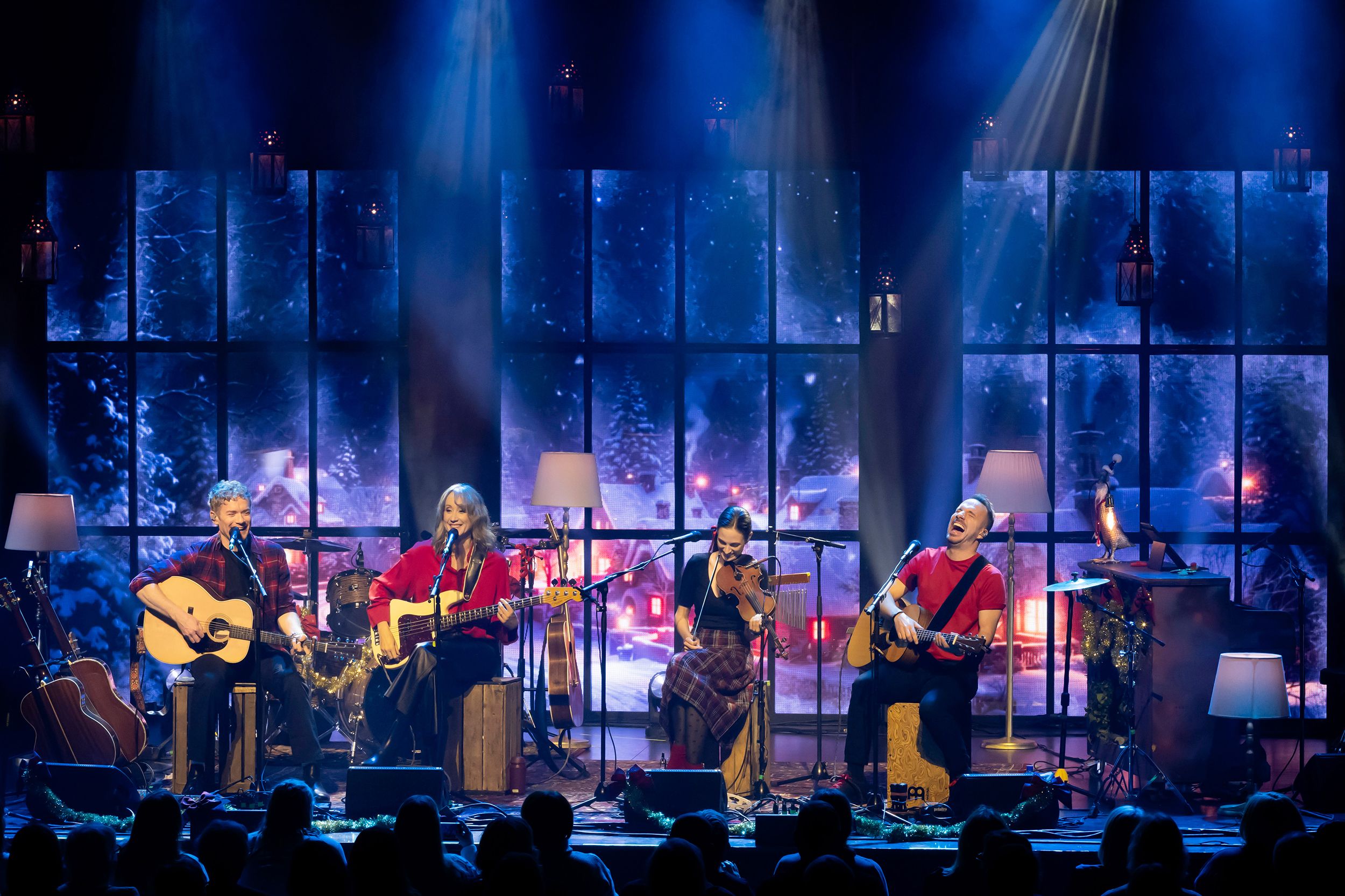 Unplugged Christmas i Linköping konsert och kongress. Med Peter Johansson, Bruno Mitsogiannis, Matilda Grün och Petra Wahlgren.