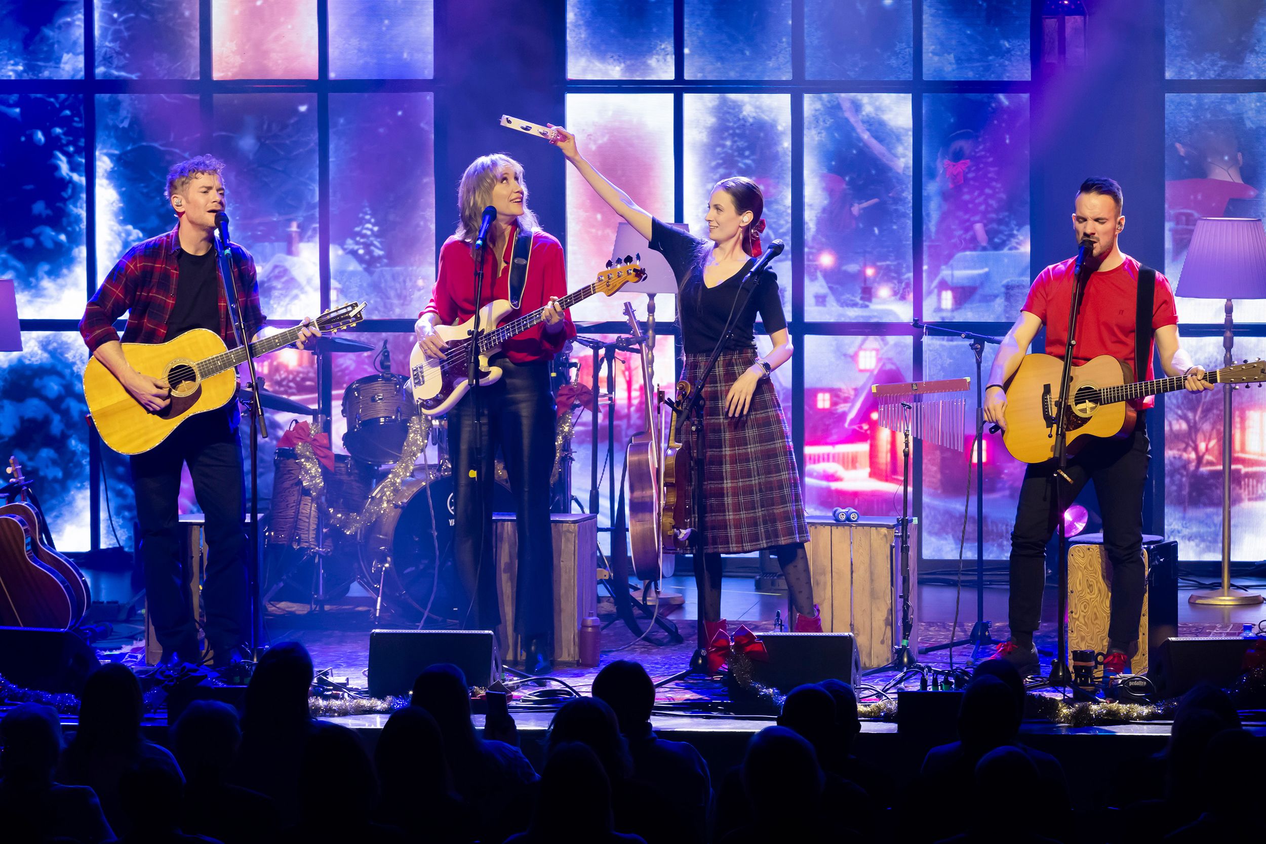 Unplugged Christmas i Linköping konsert och kongress. Med Peter Johansson, Bruno Mitsogiannis, Matilda Grün och Petra Wahlgren.