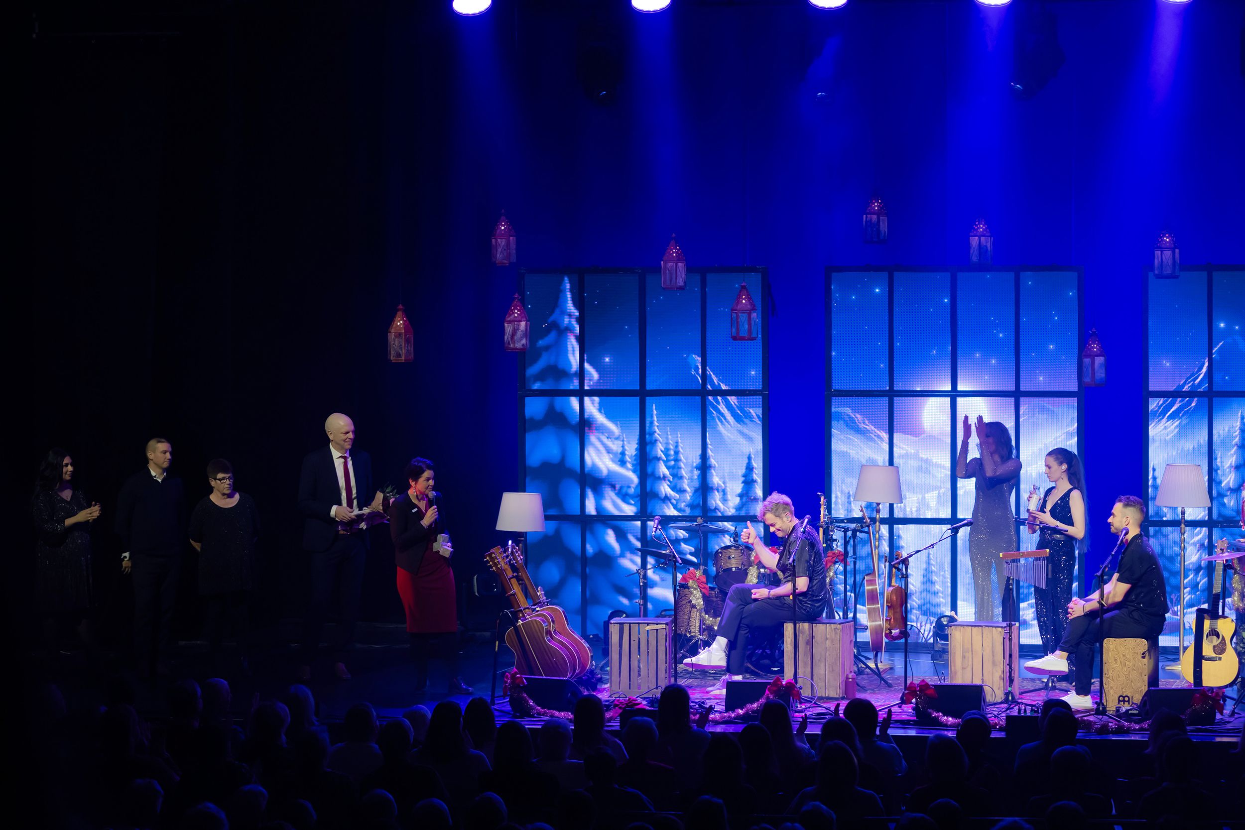 Unplugged Christmas i Linköping konsert och kongress. Med Peter Johansson, Bruno Mitsogiannis, Matilda Grün och Petra Wahlgren.