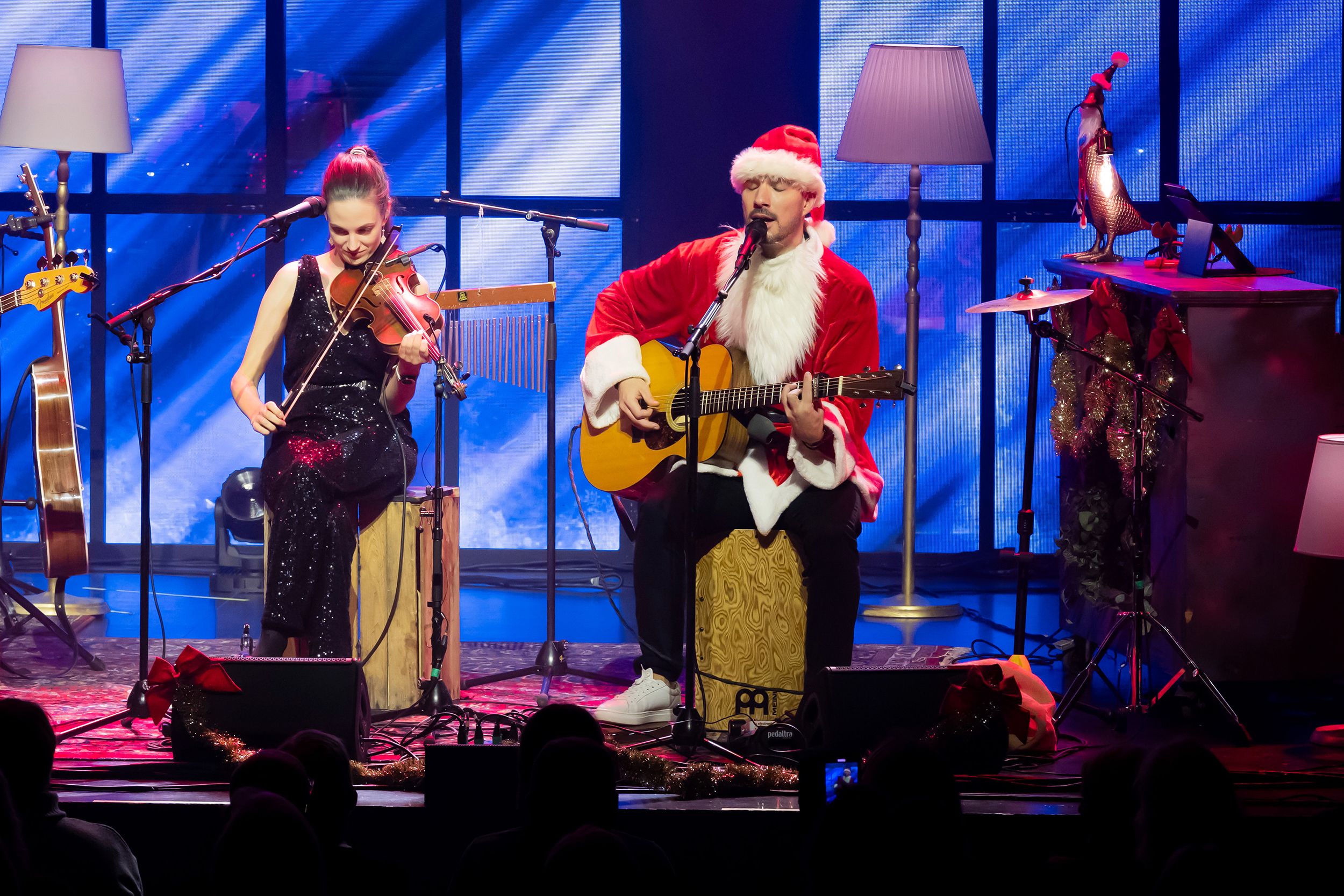 Unplugged Christmas i Linköping konsert och kongress. Med Peter Johansson, Bruno Mitsogiannis, Matilda Grün och Petra Wahlgren.
