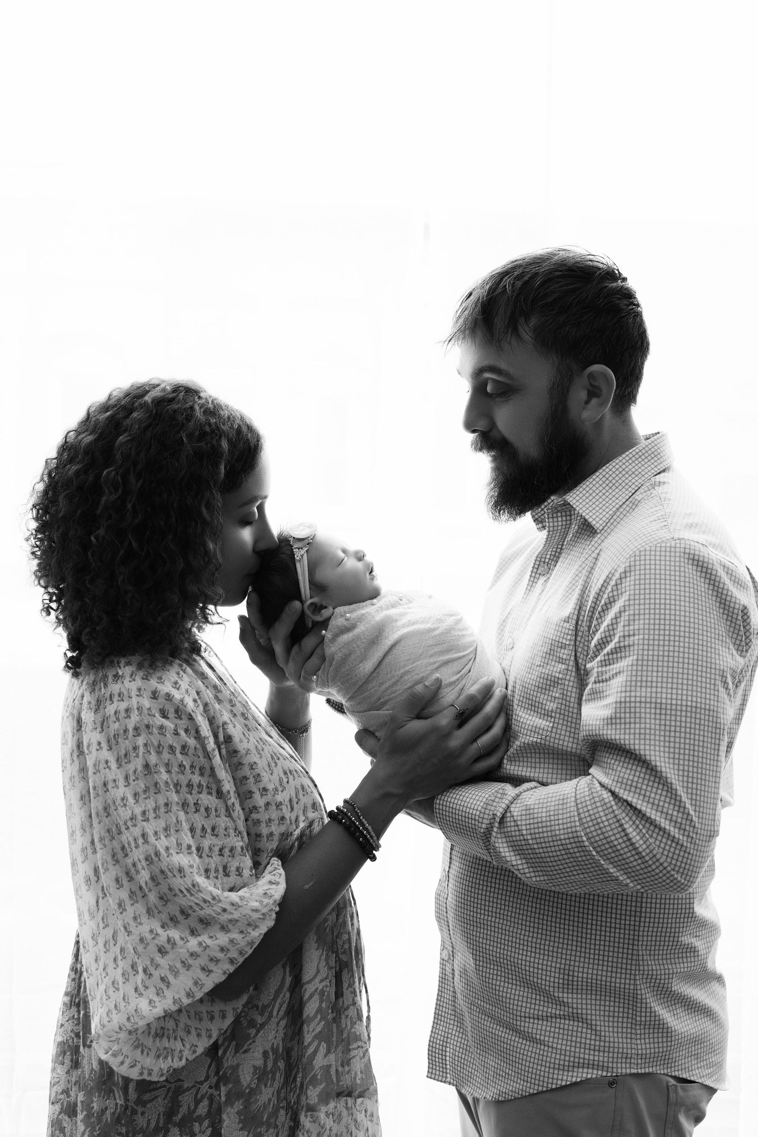 Newborn photos with Kendall Kuss Photography Nashotah WI, lake country family photographer, Watertown WI photography studio