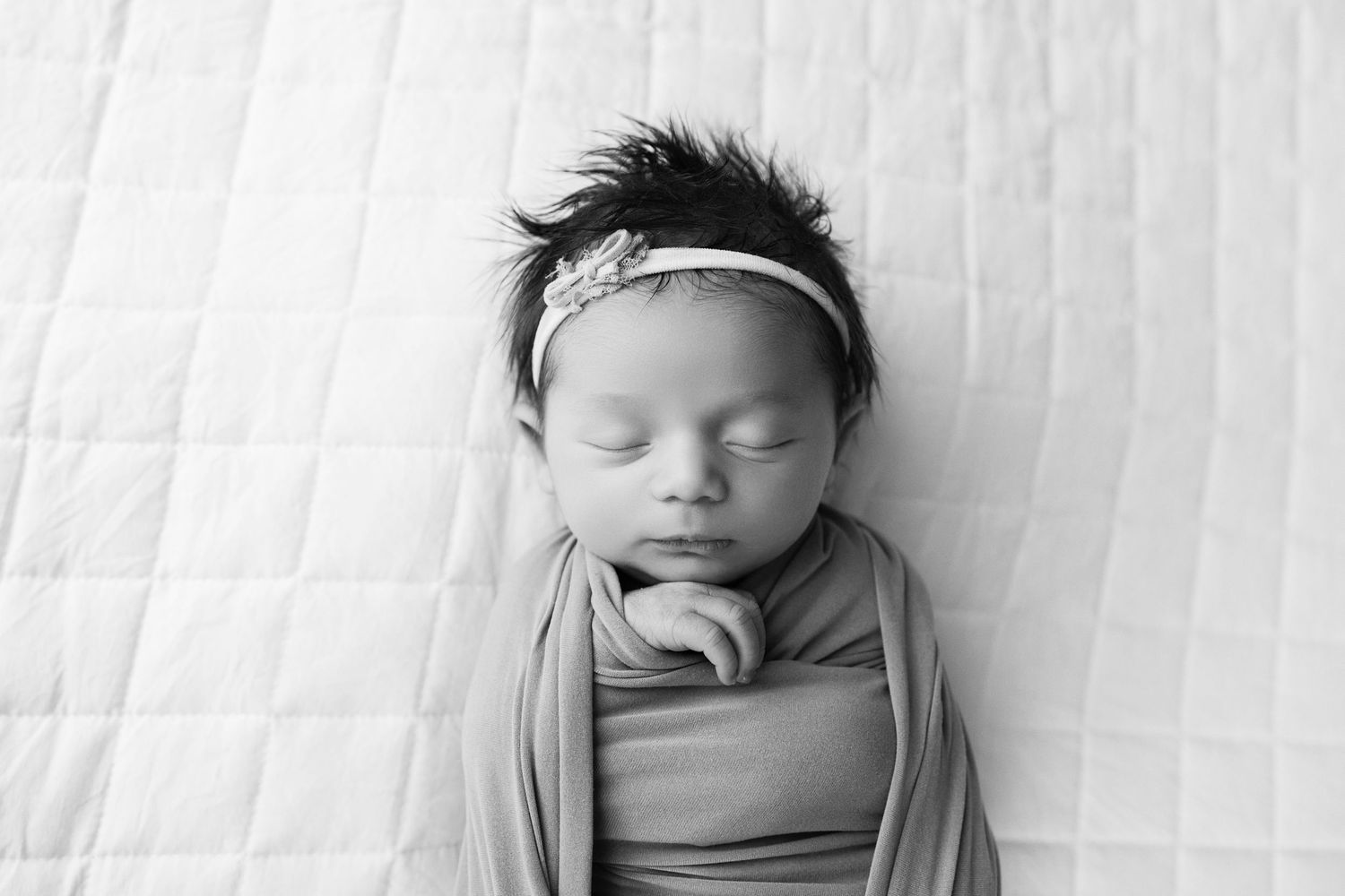 Newborn photos with Kendall Kuss Photography Nashotah WI, lake country family photographer, Watertown WI photography studio