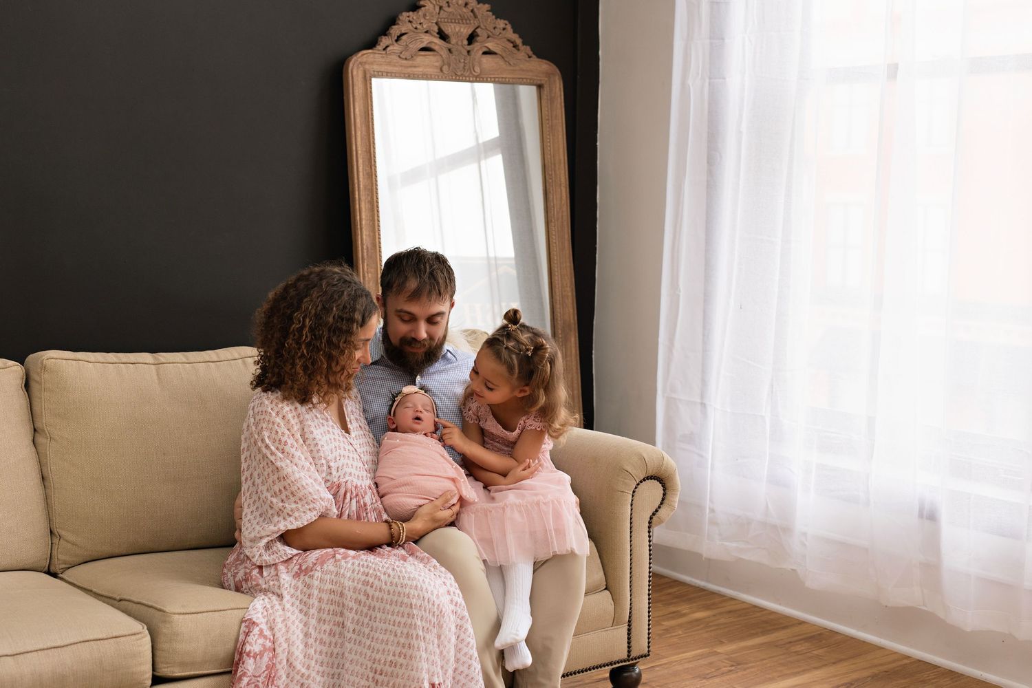 Newborn photos with Kendall Kuss Photography Nashotah WI, lake country family photographer, Watertown WI photography studio