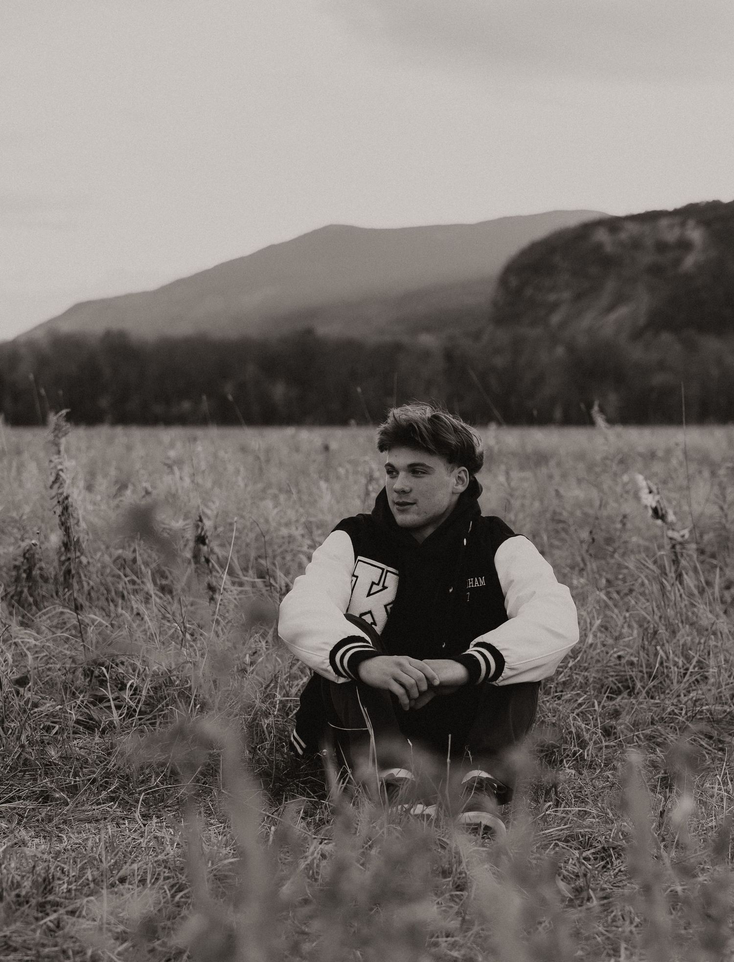 Senior photos captured outdoors in New Hampshire.
