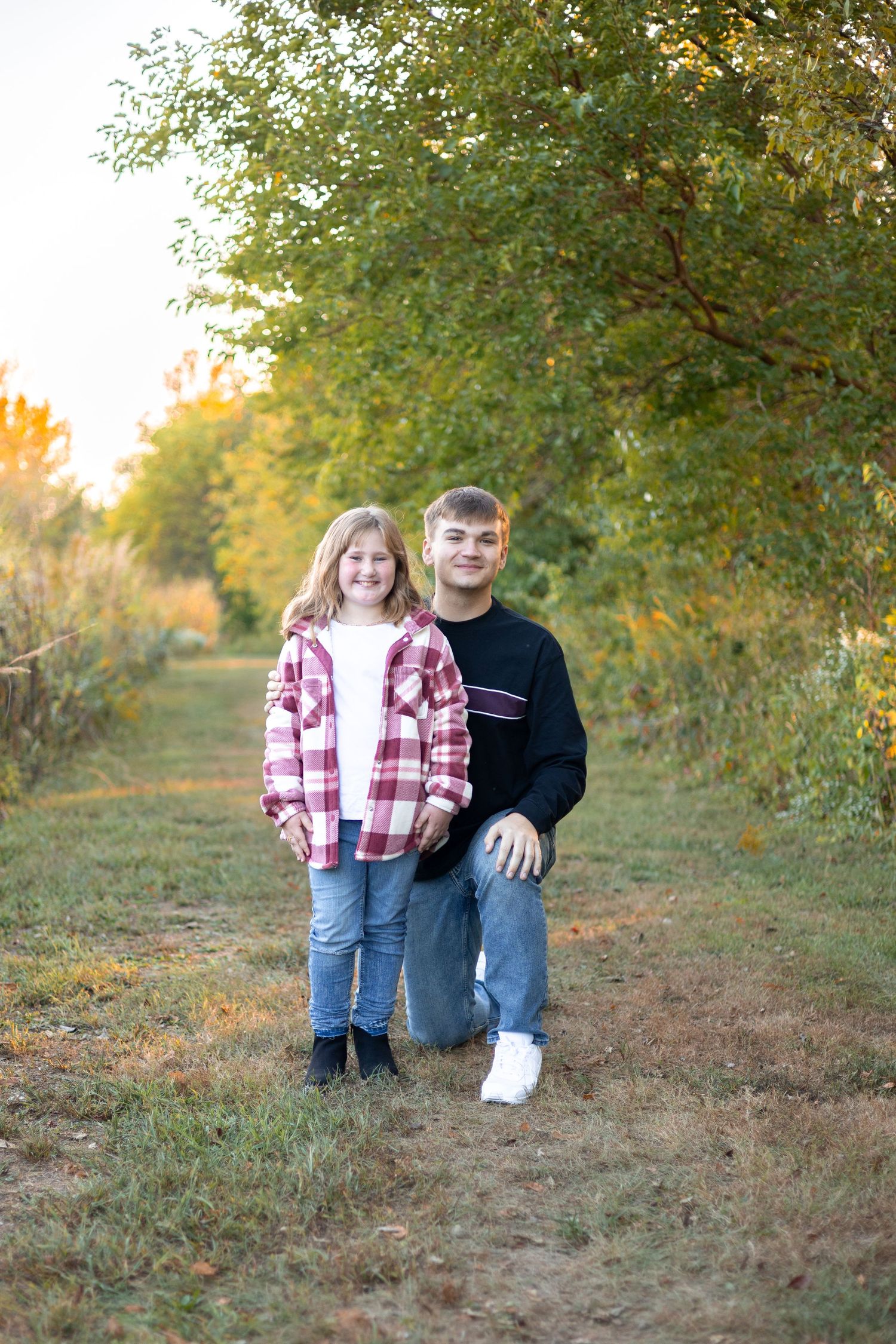 Central, Illinois Family Photographer captures a family together at Centennial Park, Springfield, IL