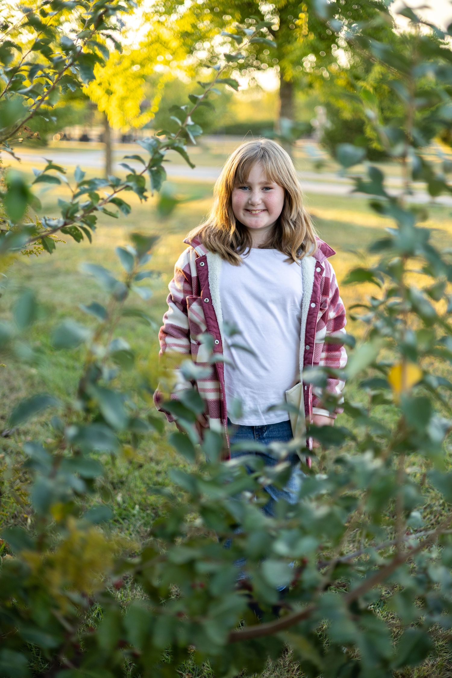 Central, Illinois Family Photographer captures a family together at Centennial Park, Springfield, IL