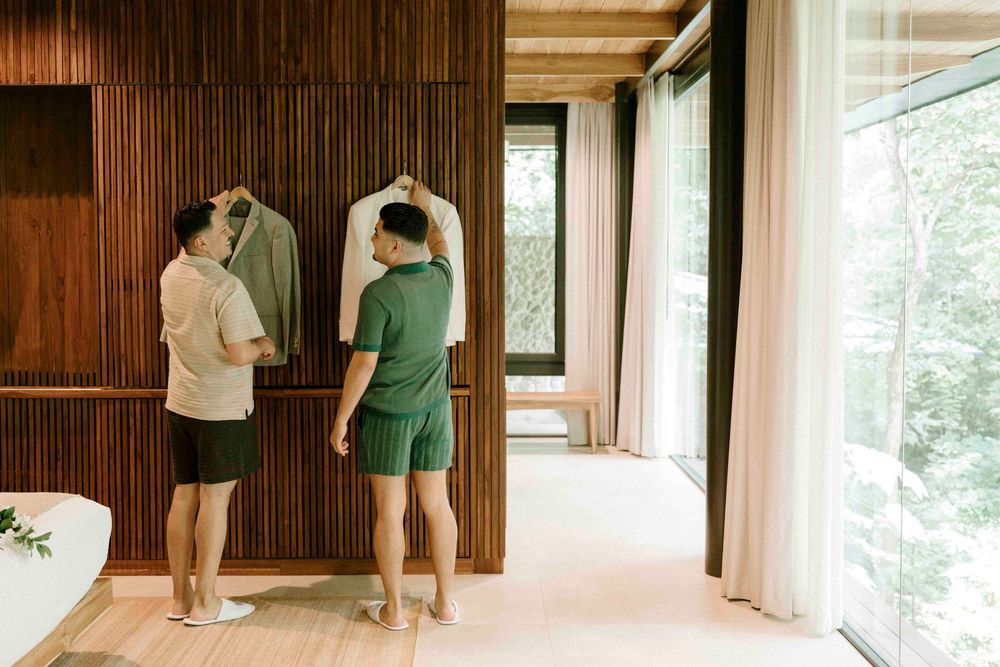 Elopement getting ready moments at Rio Perdido eco resort in Costa Rica.