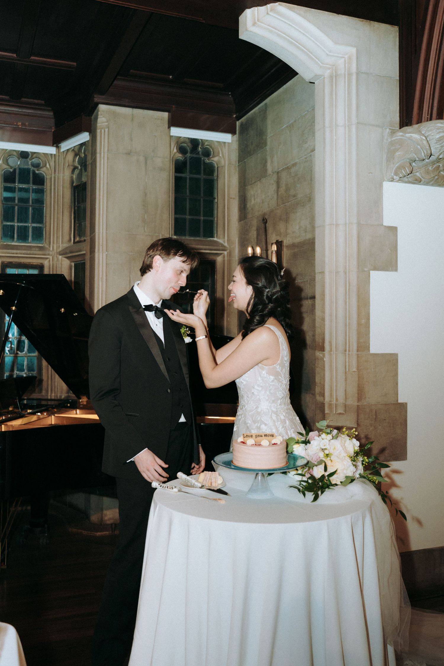 Timeless wedding photos of Tiffany and Sam at Hart House in Toronto.