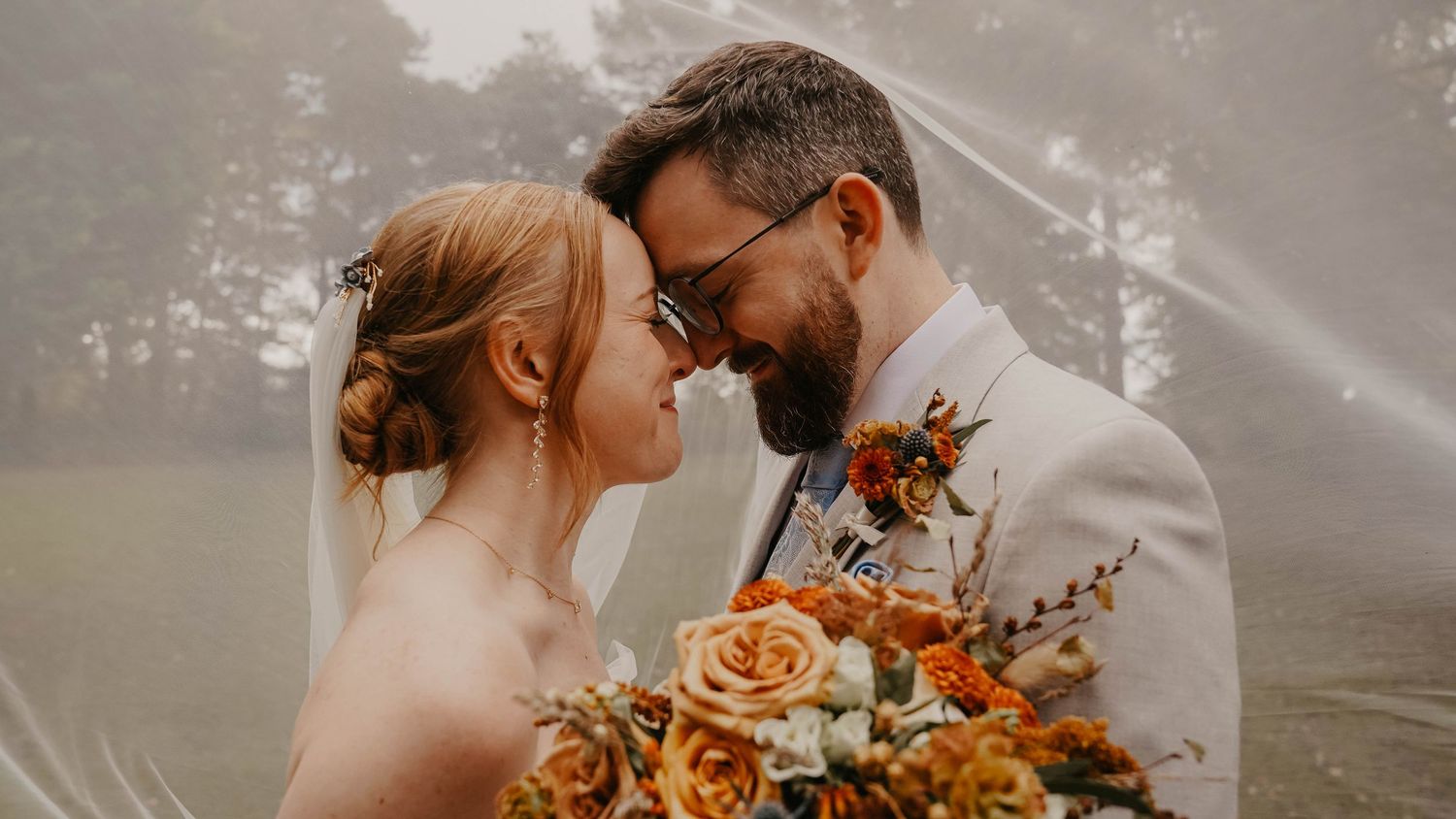 HowarthMiller Weddings | Nottingham wedding photographer. Leeds wedding photographer.