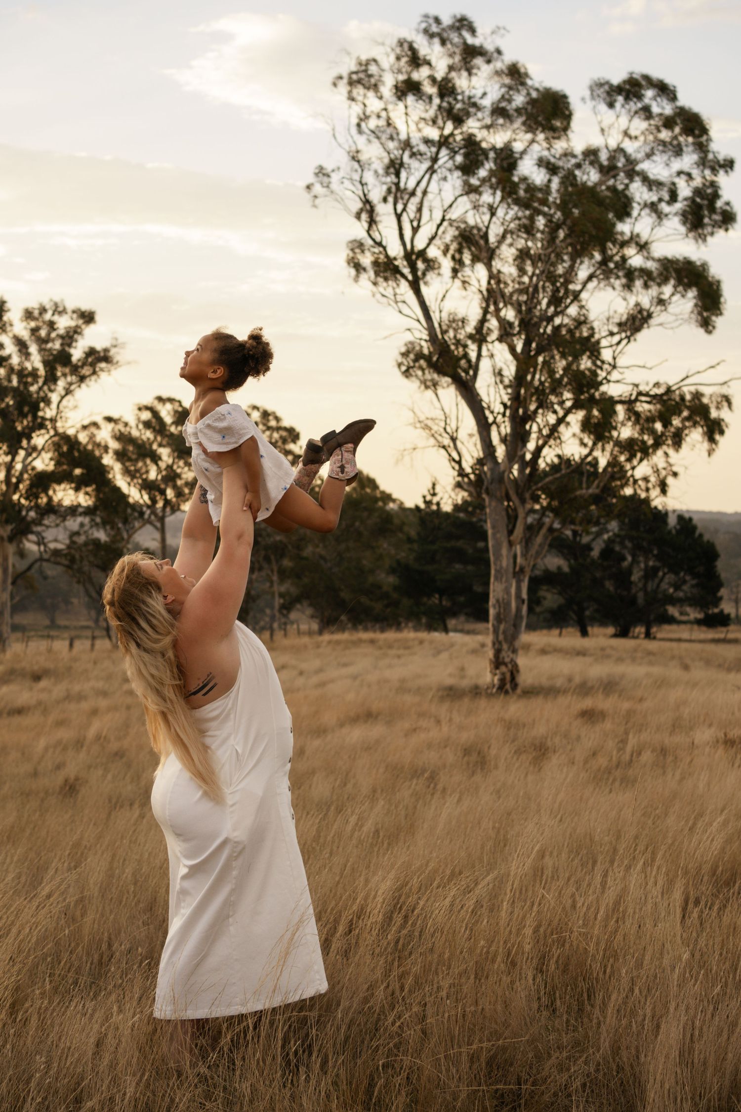 Canberra and surrounding areas Maternity, Family, Lifestyle Photography. Outdoor Photo session