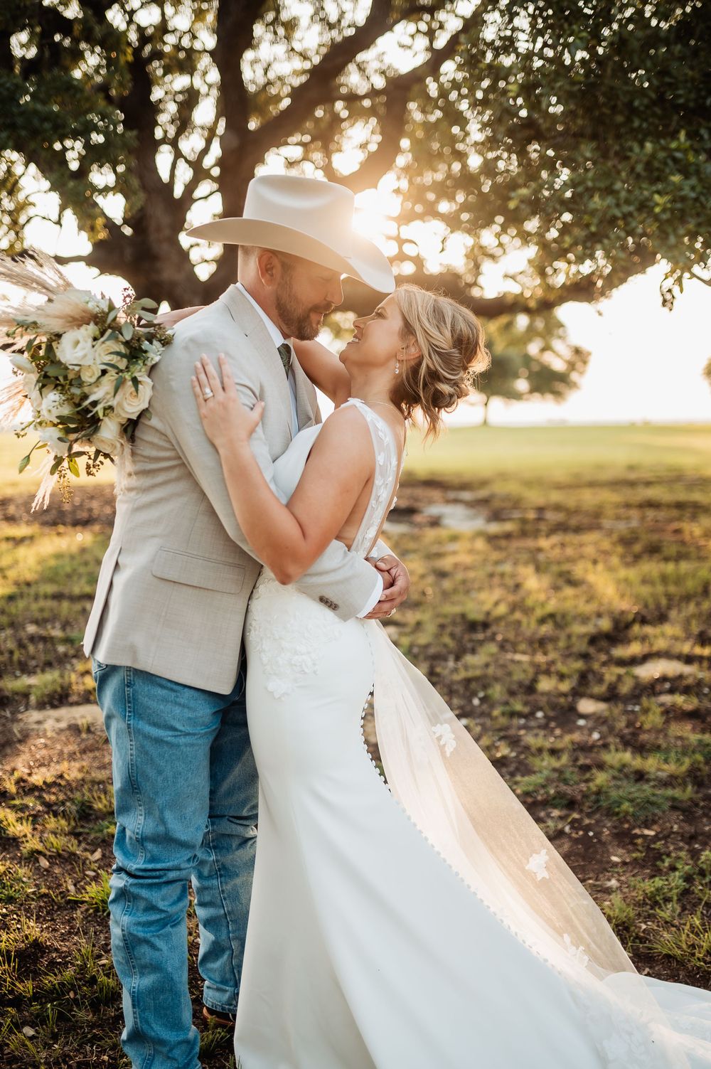 Parker county Texas Wedding photographer, Weatherford tx wedding photographer, dfw wedding photographer