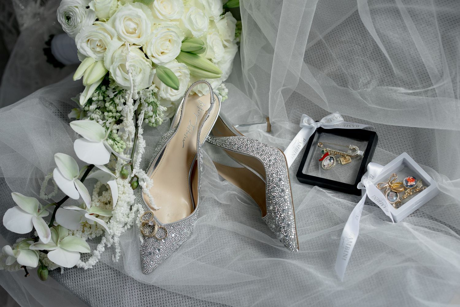 editorial Photography in Royal Venetian Mansion Venue Aurora