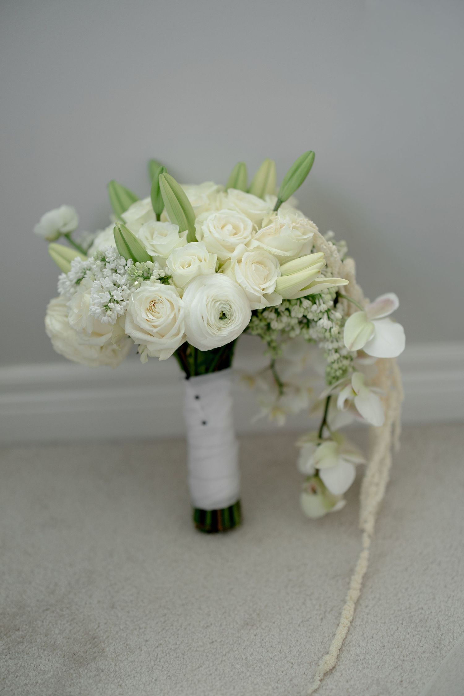 editorial Photography in Royal Venetian Mansion Venue Aurora