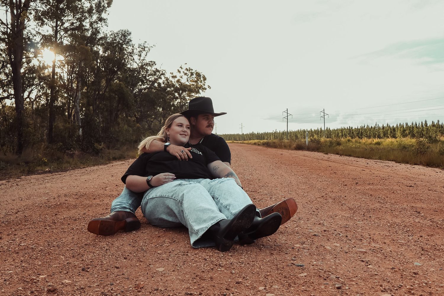 Lifestyle couples photography telling the story of love in an effortless and authentic way