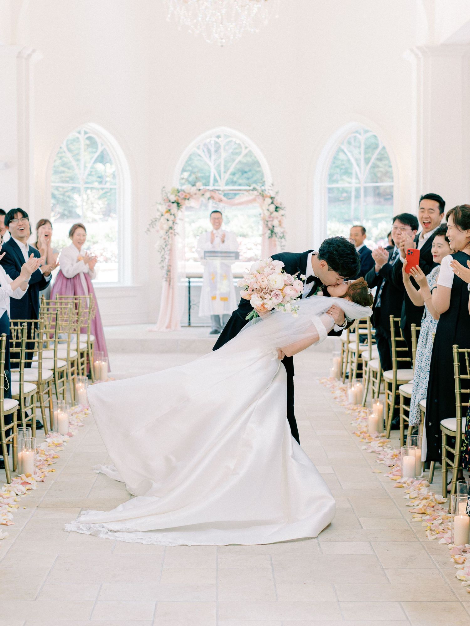 Jeanie Jang Photo NYC Wedding Photographer Classic Timeless Nanina's in the park