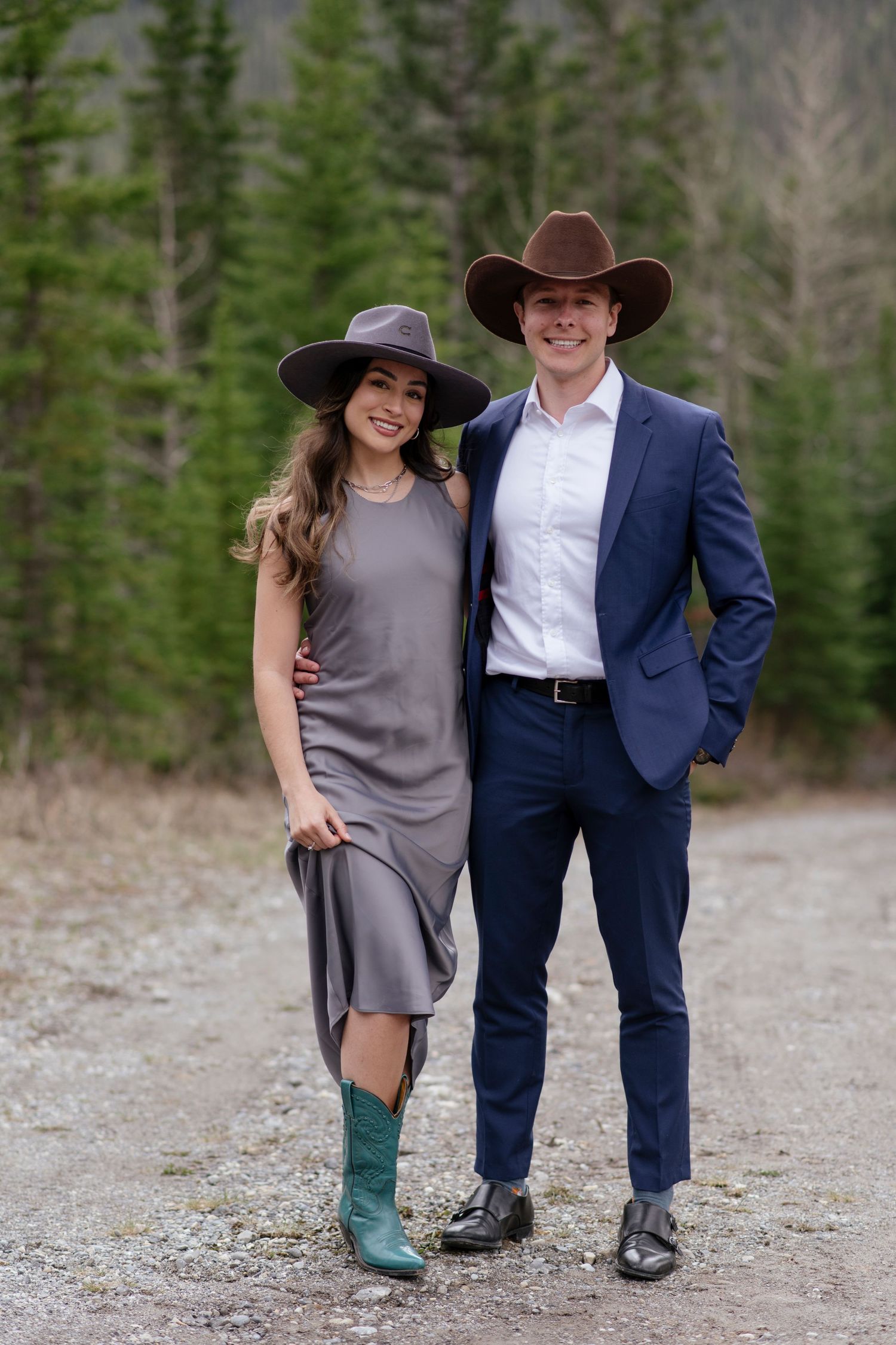 Canmore Elopement Wedding Photographer
Canmore Wedding Photographer