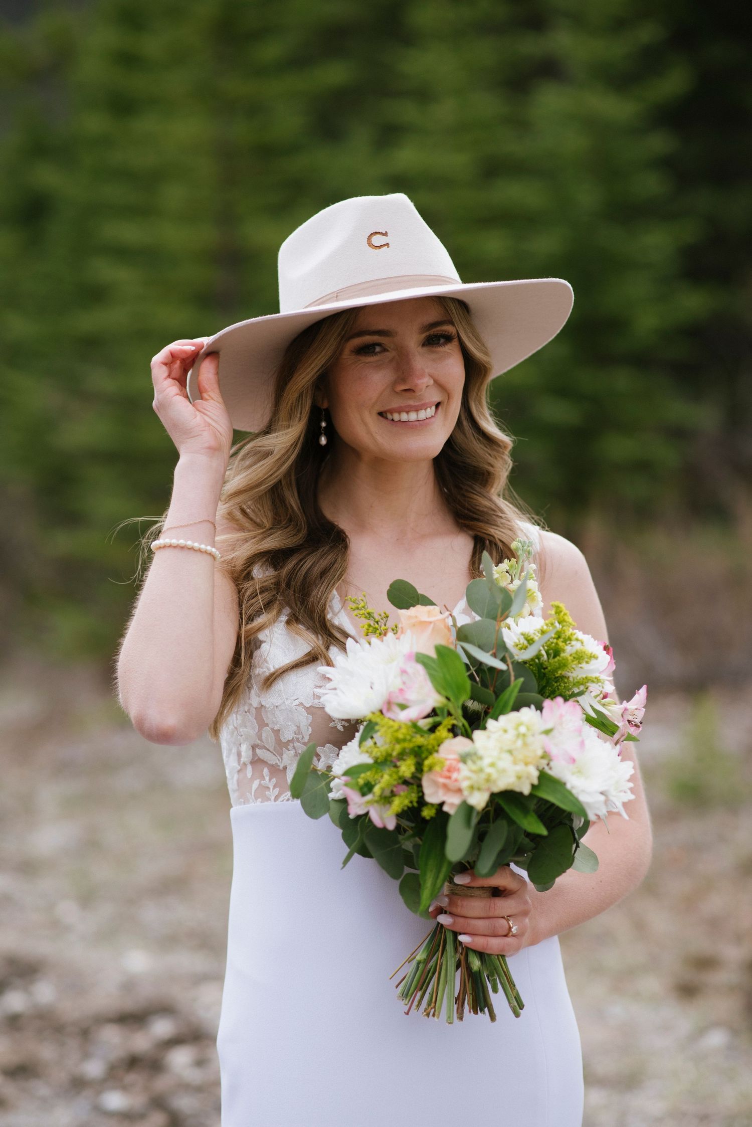 Canmore Elopement Wedding Photographer
Canmore Wedding Photographer