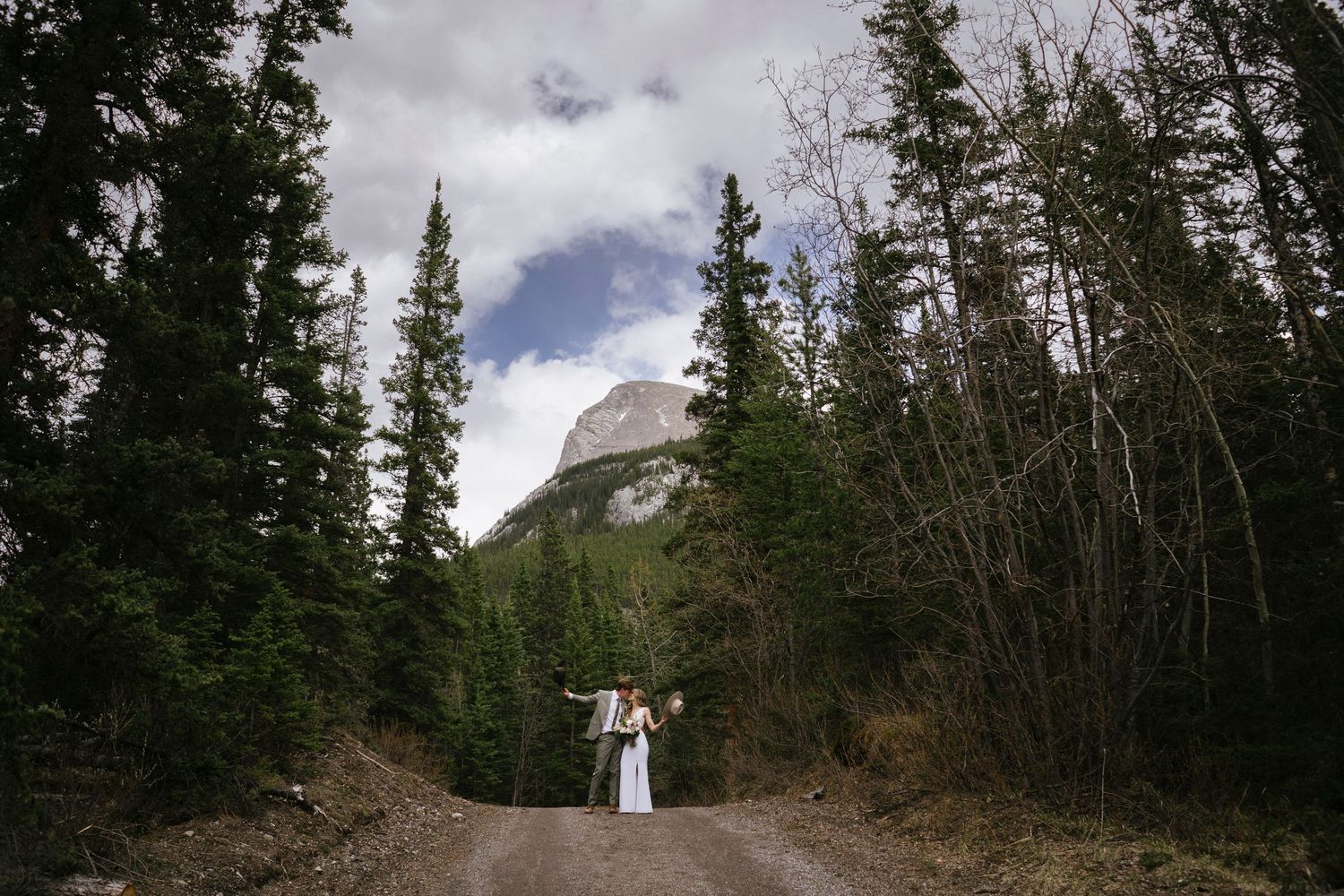 Canmore Elopement Wedding Photographer
Canmore Wedding Photographer