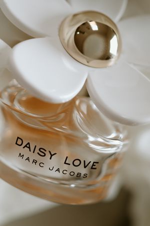 Minnesota Product Photographer, Luxury and Authentic Minnesota Photography, Minnesota Business Branding Photos | Rachel Marie Photography