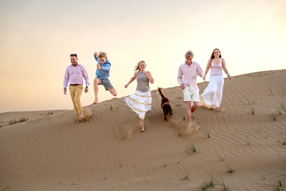 Dubai desert family photoshoot