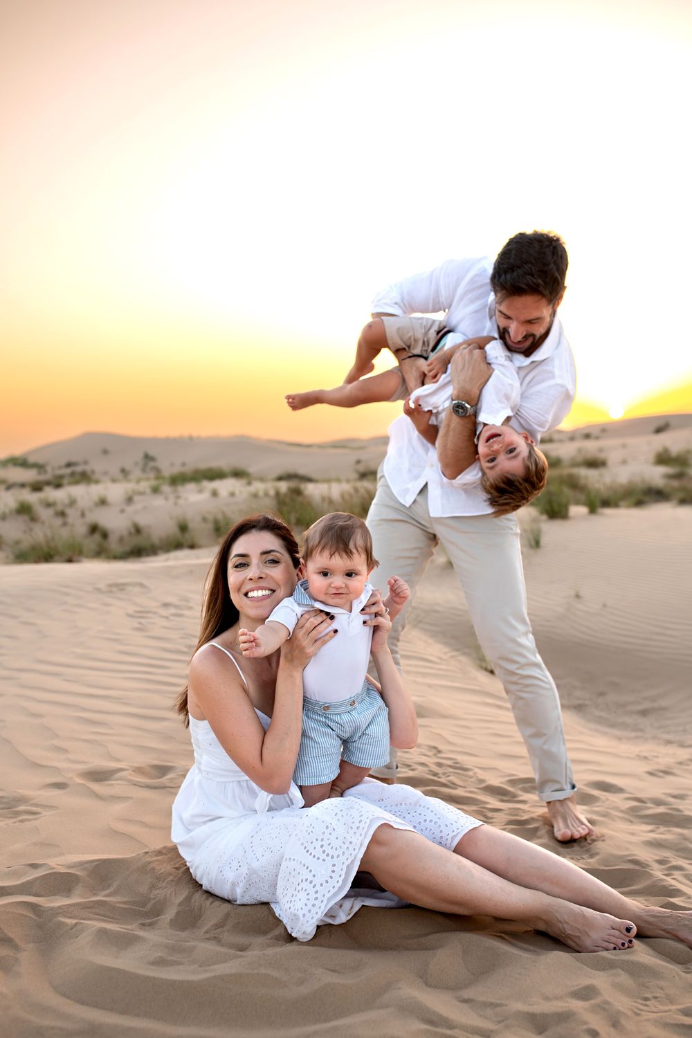 family dubai desert photoshoot