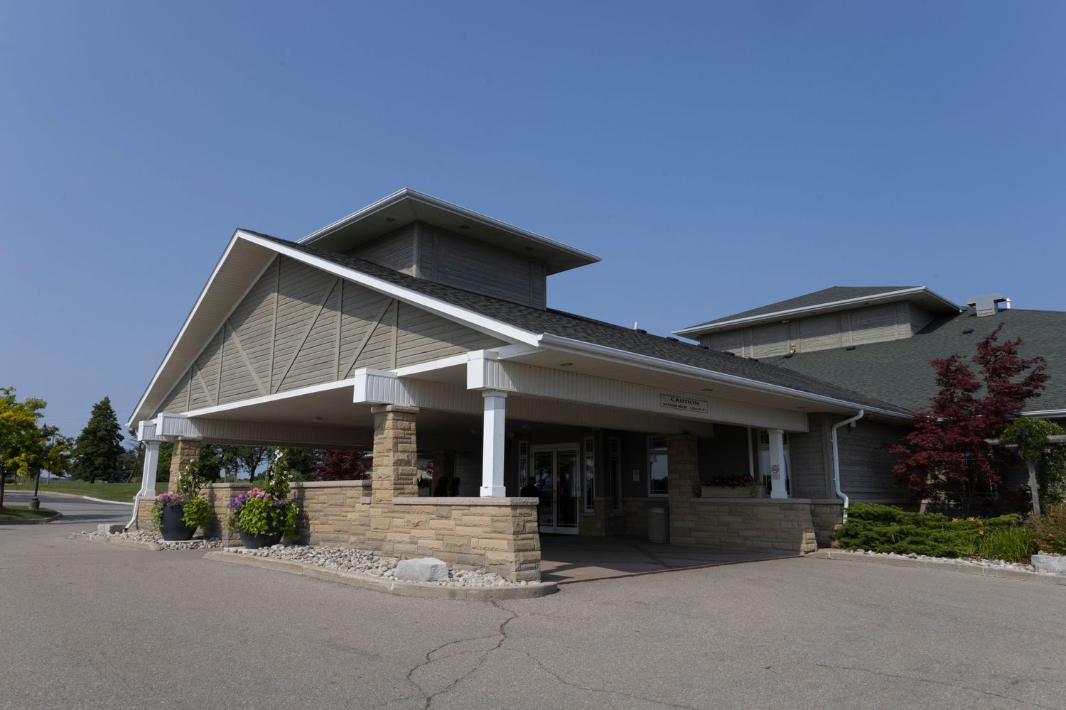 Photo of outside of a funeral home
