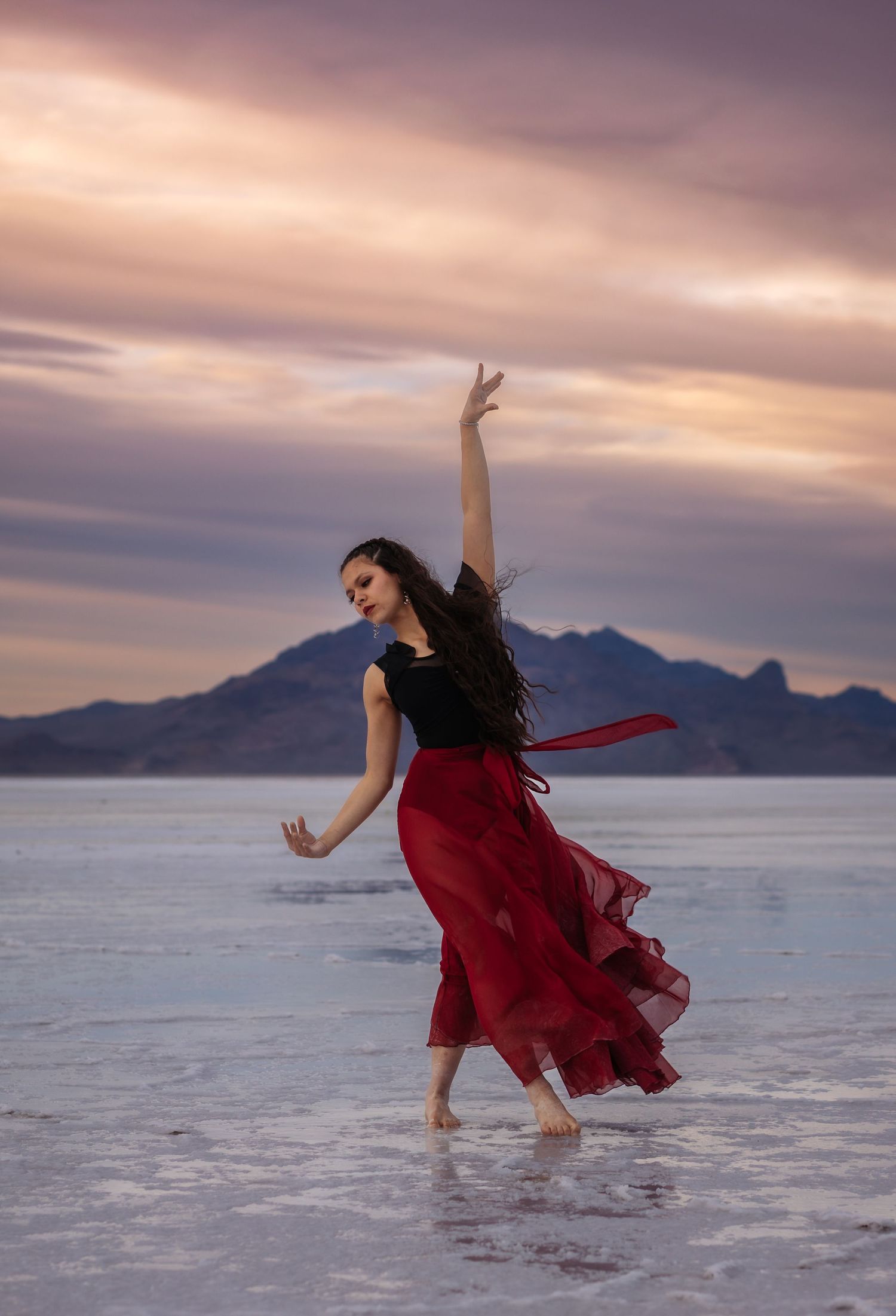 bridal photography salt flats utah artistic
