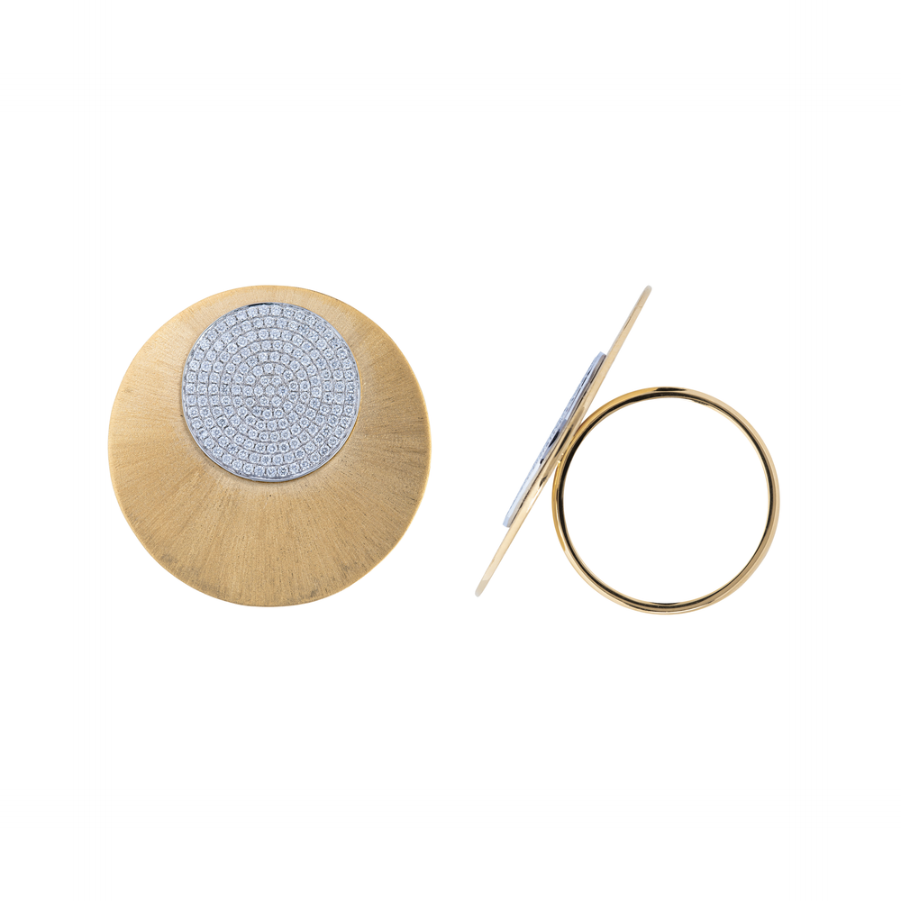 gold-diamond-ring-white-background-dubai.jpg