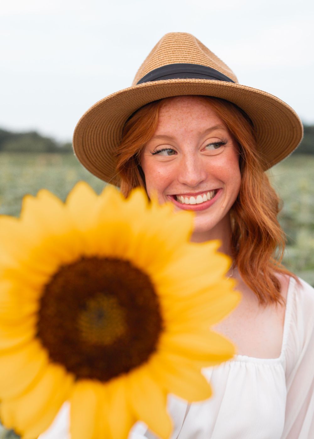Professional Photography Janesville Wisconsin
Friends
Love
Friendship
Sunflowers
Natural Light