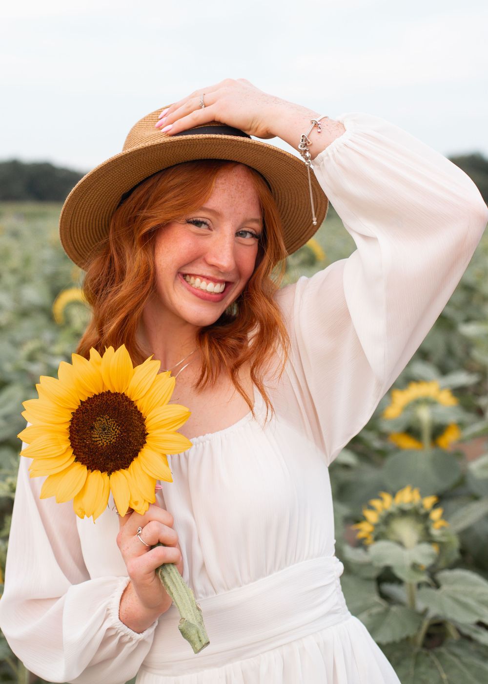 Professional Photography Janesville Wisconsin
Friends
Love
Friendship
Sunflowers
Natural Light
