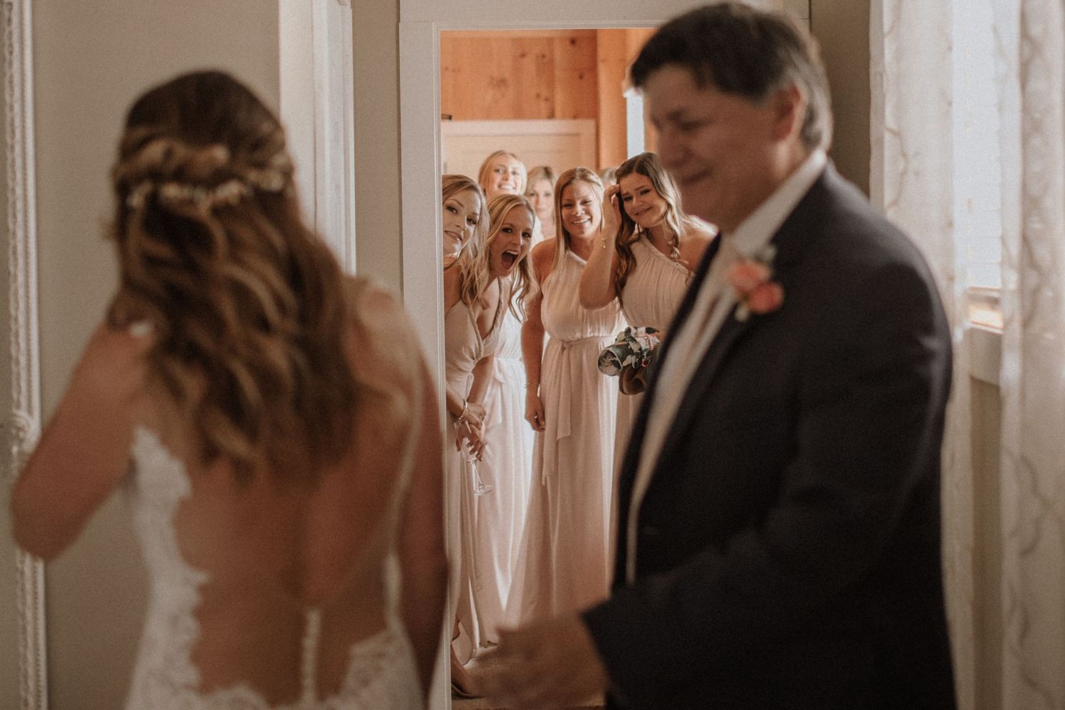 Alexa + Peyton | © Carly Arnwine Photography | Shadow Creek | Purcellville, Virginia | Erin Sellers | Dragonfly Events | Fluffy Thoughts