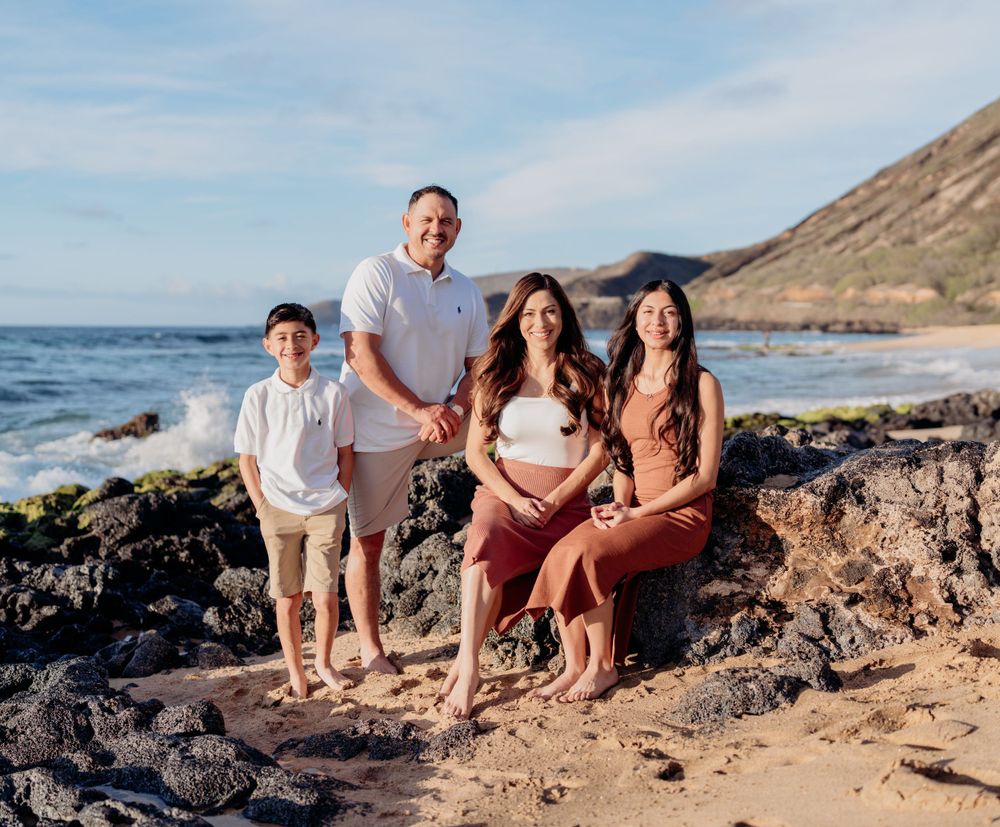 Hawaii family photography
Oahu family photographer
Oahu Hawaii photographer
Family beach photoshoot
Family photo session 
Hawaii photoshoot