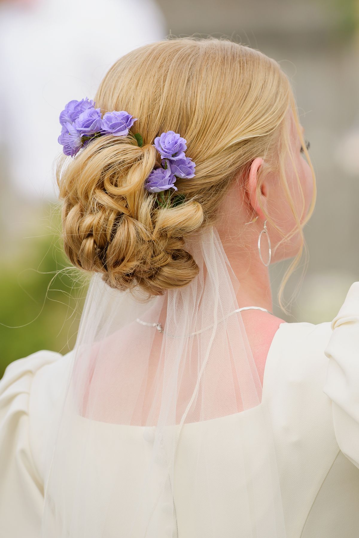 Idaho Falls Wedding photographer details of bride hair