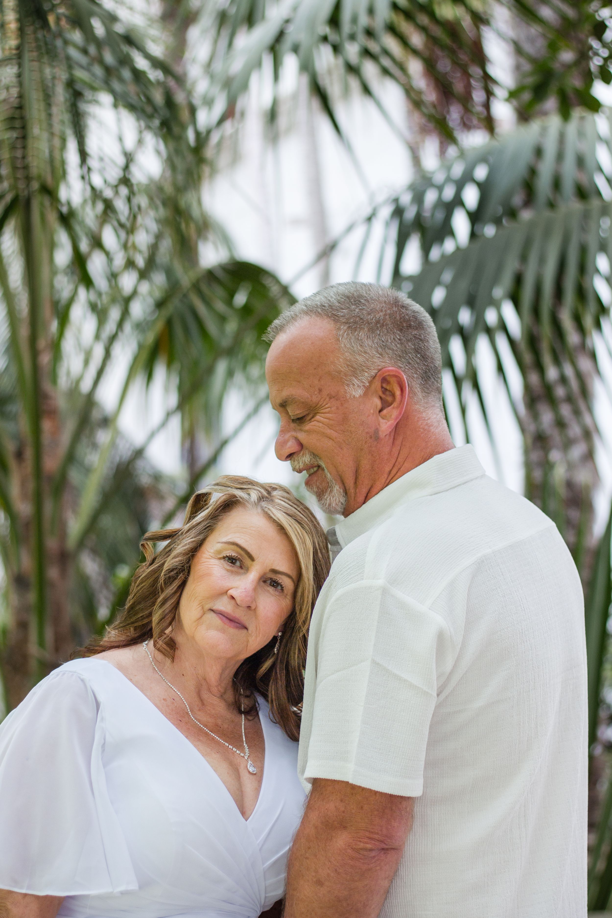 Elopement photographer santa barbara county, montecito. Beach wedding photographer santa barbara