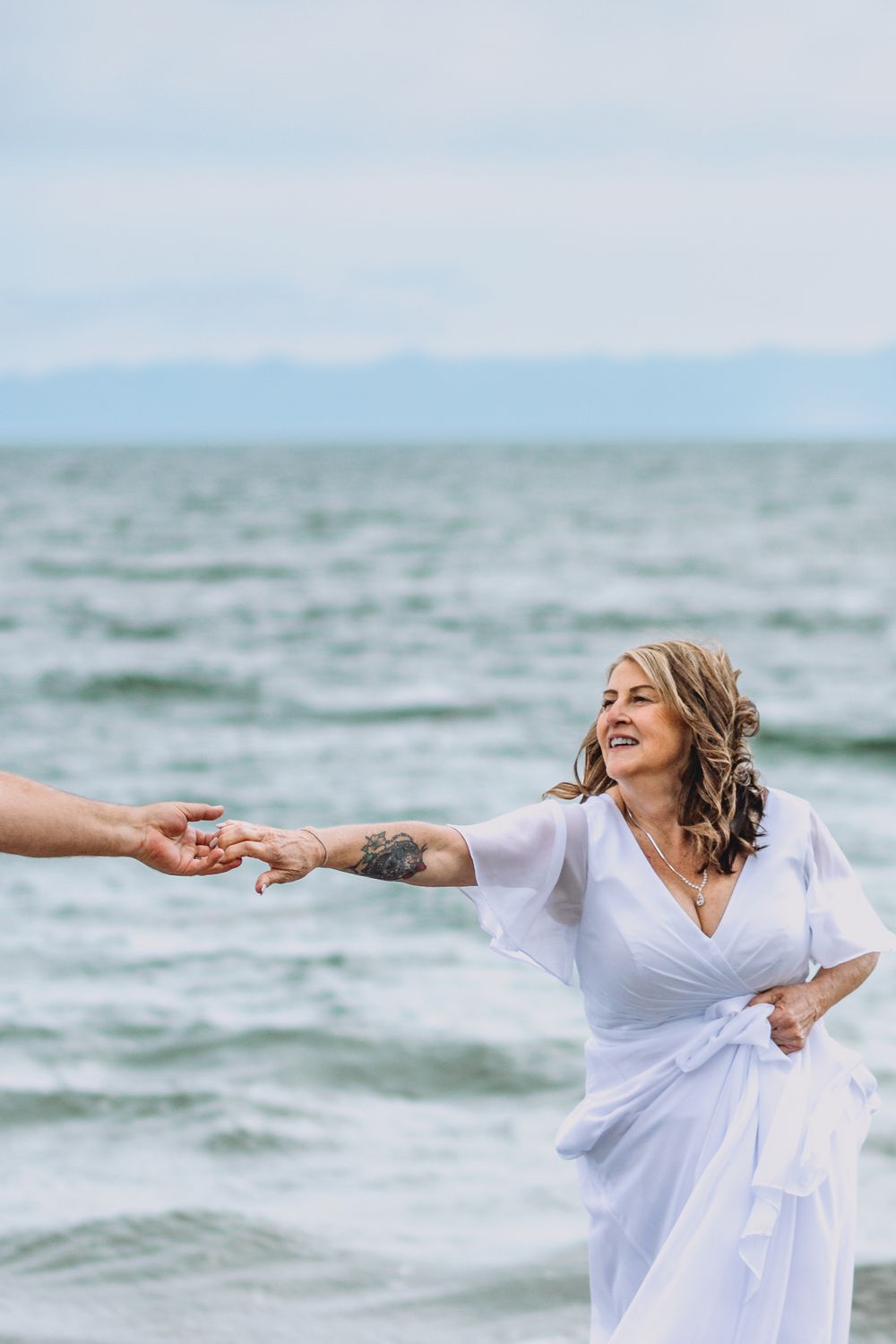 Elopement photographer santa barbara county, montecito. Beach wedding photographer santa barbara
