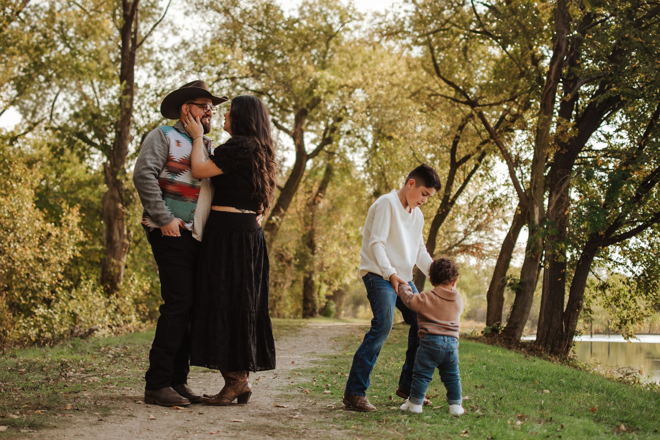 Natural light family photography in Northwest Community Park, Fort Worth during fall mini session