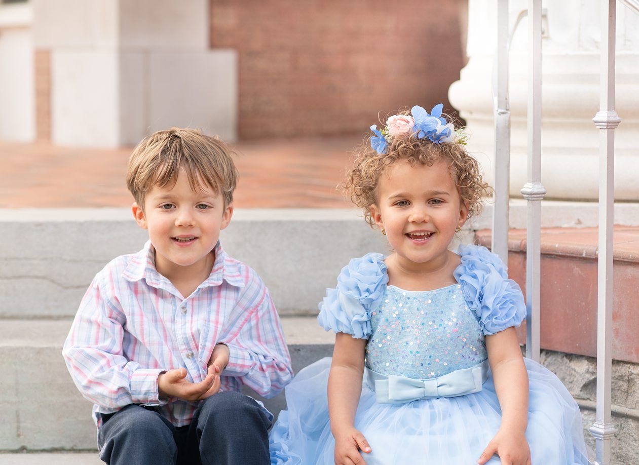 3rd Birthday Girl and Family Session with Grandparents at Frank Philips Home by Bartlesville Photographer Kristi Bray