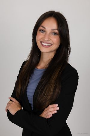 Pittsburgh headshots , Photographer for headshots near me (Pittsburgh), Professional headshots Pittsburgh, Studio headshots