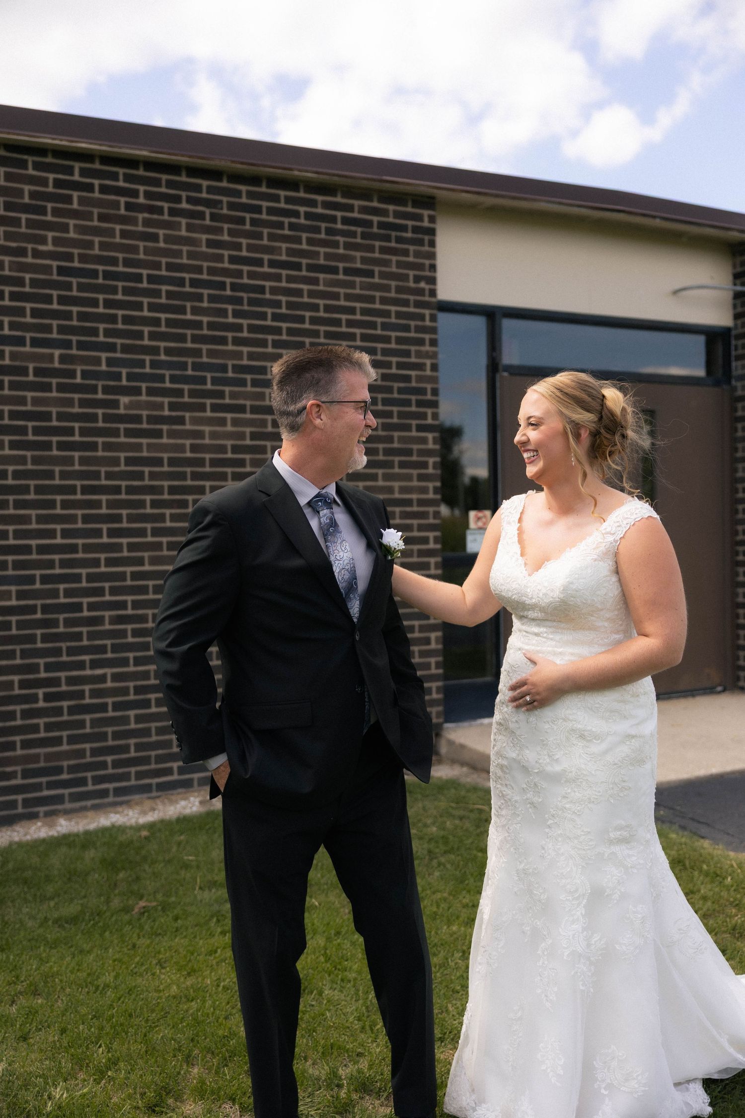 Bride and groom indoor catholic ceremony photos in Frankfort, Illinois