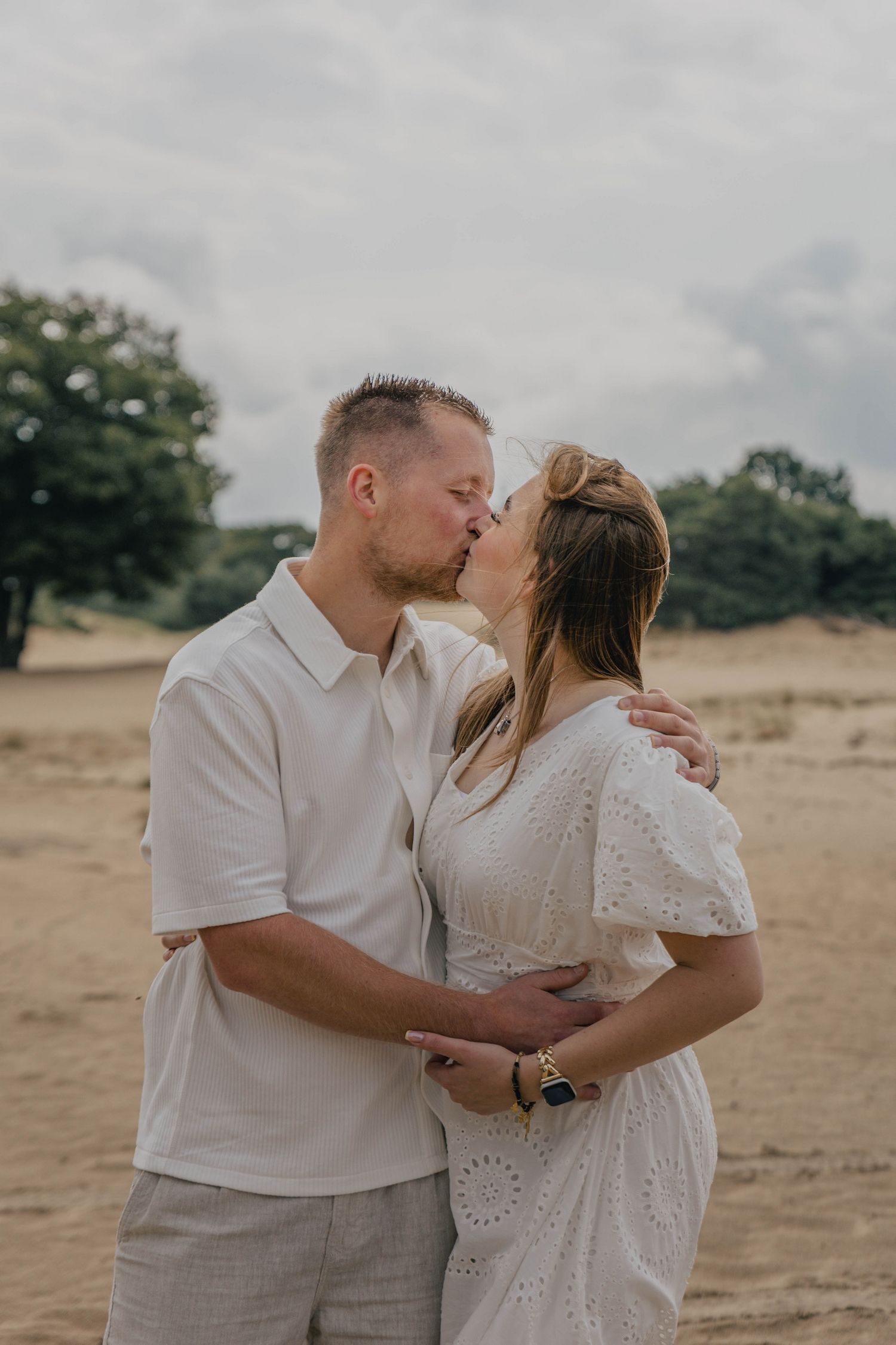 Fotograaf Friesland kale duinen appelscha natuurlijk spontaan groepsfoto's en individuele portretten kinderen grote groepen verbinding