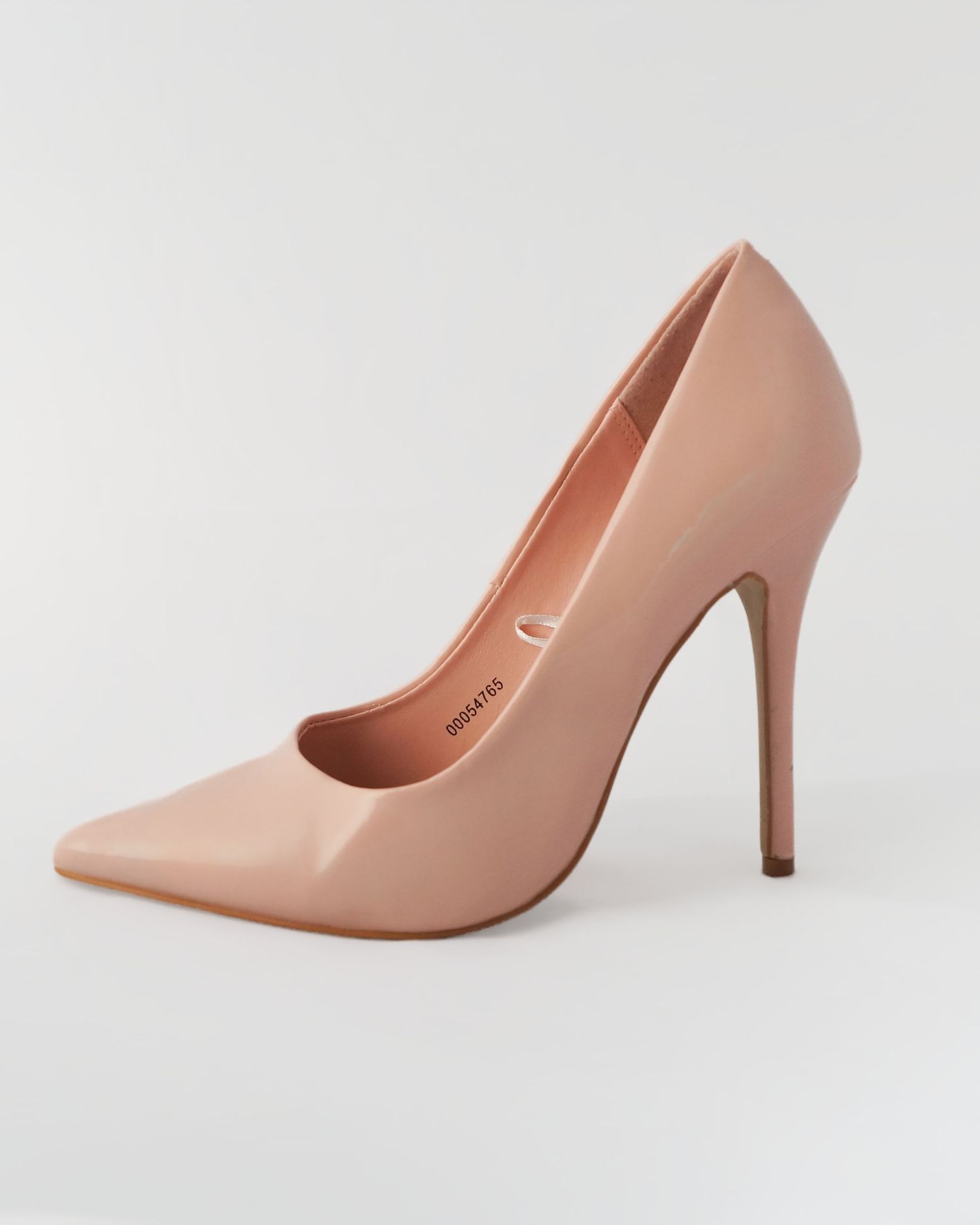 high end shoe product photography for e-commerce